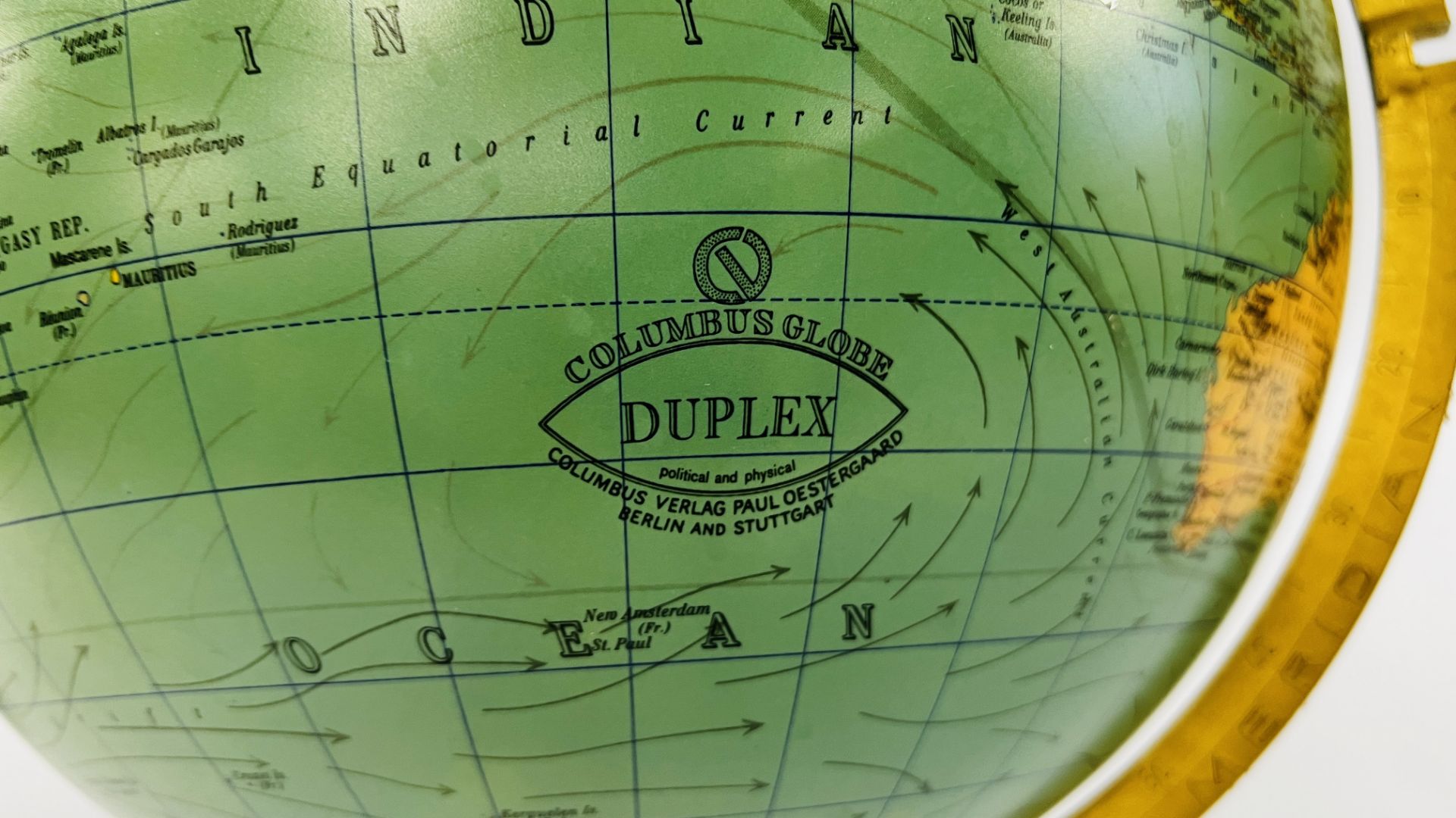 DUPLEX ILLUMINATED COLUMBUS GLOBE A/F - SOLD AS SEEN. - Image 2 of 8