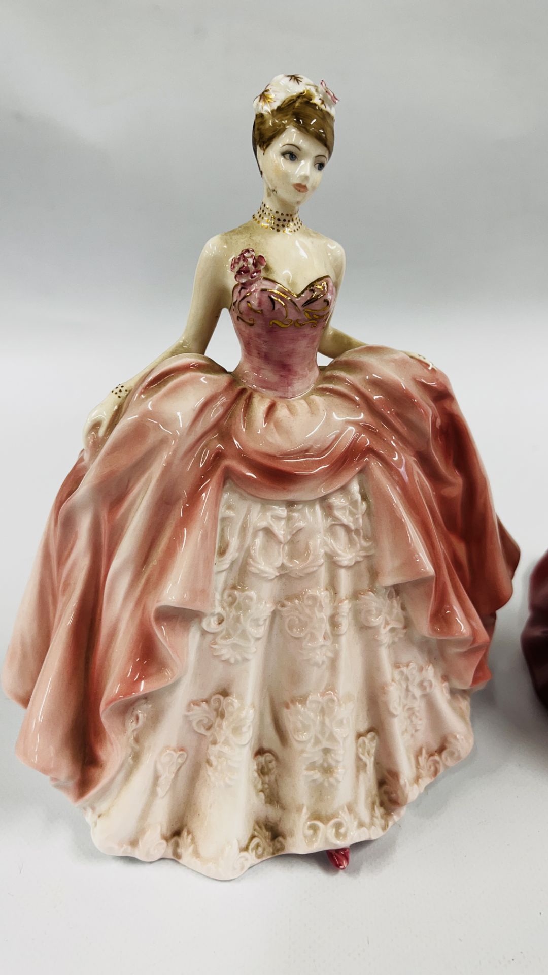 3 COALPORT CABINET COLLECTORS FIGURES TO INCLUDE CLASSIC ELEGANCE "OLIVIA" LIMITED EDITION 1316/7, - Image 5 of 12