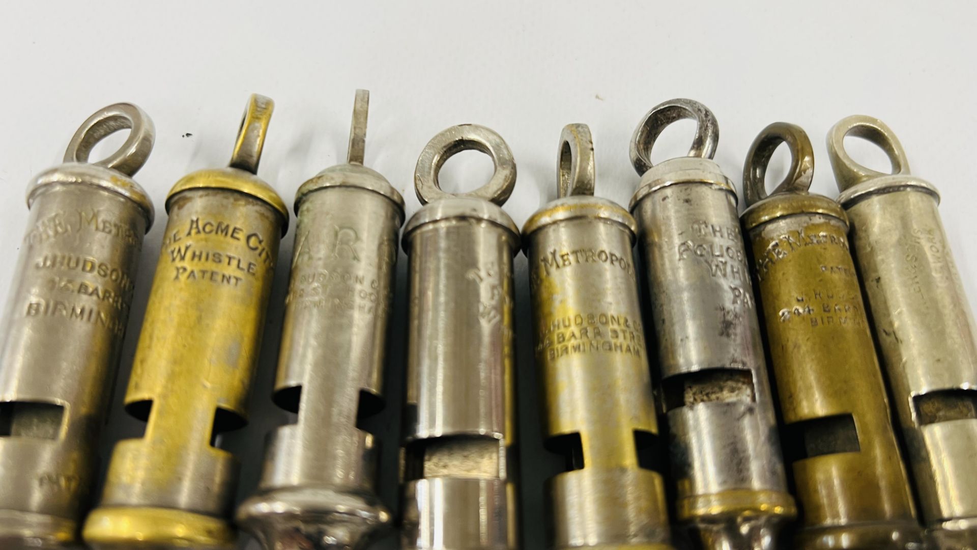 A COLLECTION OF 8 VINTAGE WHISTLES A.R.P WW2 1909-23, ACME CITY'S J. - Image 3 of 5