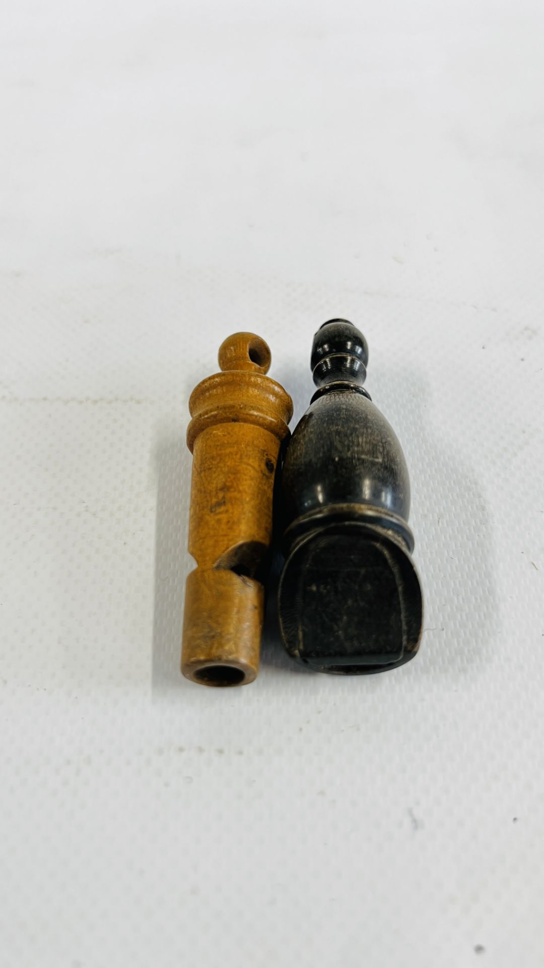 2 ANTIQUE TREEN WHISTLES. - Image 4 of 5