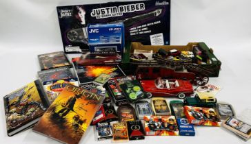 COLLECTION OF VINTAGE MODEL VEHICLES INCLUDING DIE CAST + SMALL QUANTITY MODEL FIGURES + QUANTITY