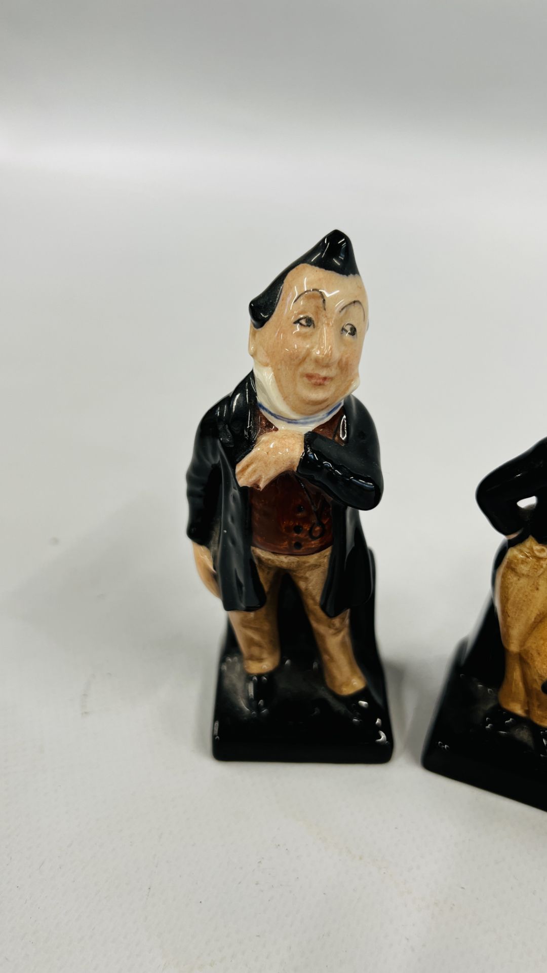 5 ROYAL DOULTON FIGURES TO INCLUDE BILL SYKES, PECKSNIFF, SAM WELLER, - Image 6 of 9