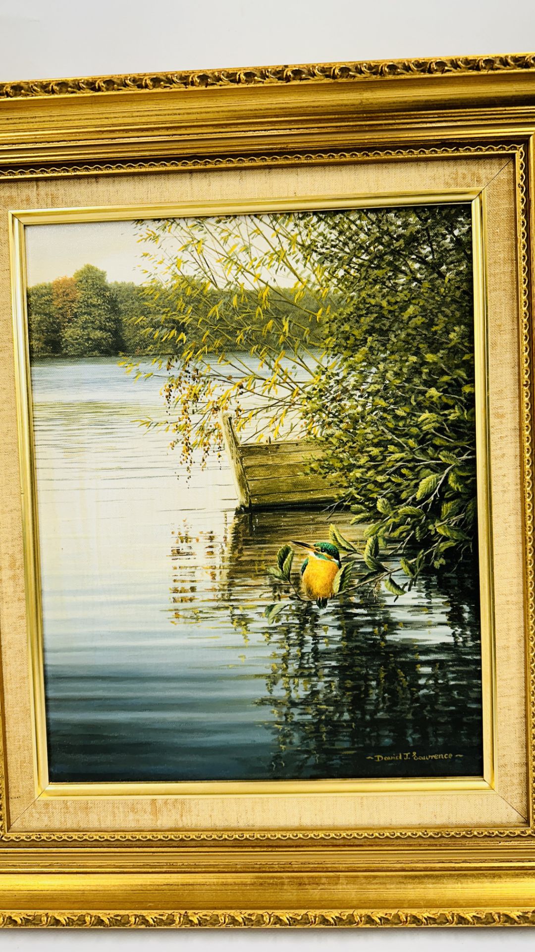 OIL ON CANVAS "KINGFISHER" BEARING SIGNATURE DAVID J LAWRENCE 27CM X 34.5CM IN GILT FRAME. - Image 2 of 6