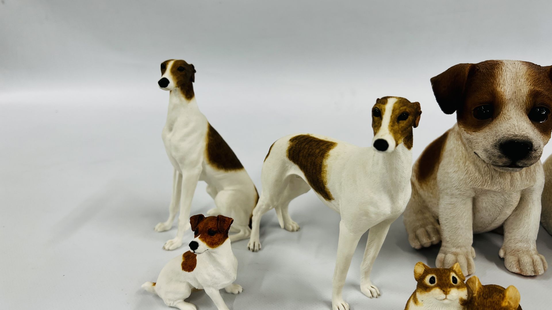 A BESWICK MODEL OF A JACK RUSSELL TERRIER L 15.5CM X H 11. - Image 8 of 14