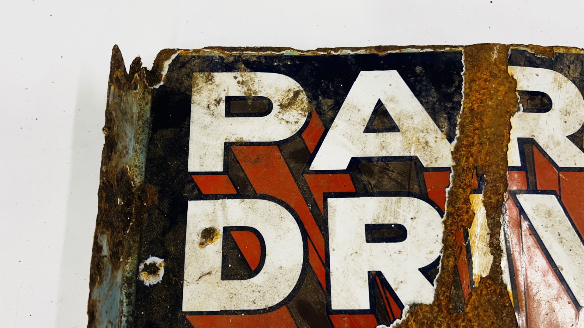 AN ORIGINAL VINTAGE DOUBLE SIDED ENAMEL SIGN "PARK DRIVE" PLAIN & CORK TIPPED (SIGNS OF EXTENSIVE - Image 10 of 13