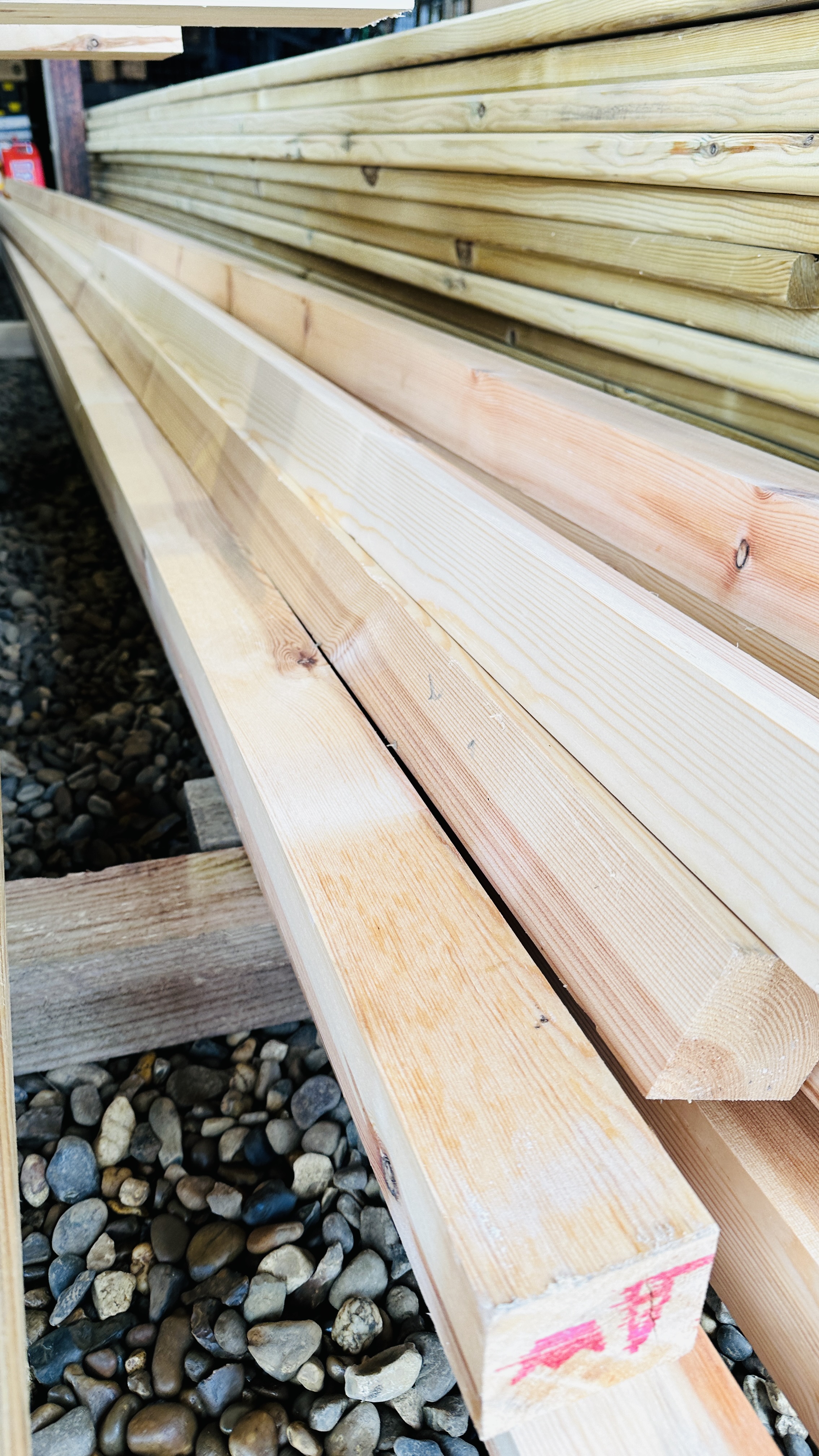 7 X 5 METRE LENGTHS OF 70MM X 60MM PLANED TIMBER. THIS LOT IS SUBJECT TO VAT ON HAMMER PRICE. - Image 4 of 4