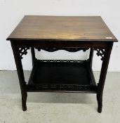 A HARDWOOD CARVED FRETWOOD OCCASIONAL TABLE WITH LOWER GALLERIED TIER W 75CM X D 56CM X H 72CM.