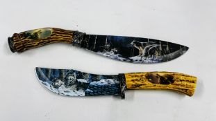 2 DECORATIVE HORN HANDLE STYLE HUNTING KNIVES,
