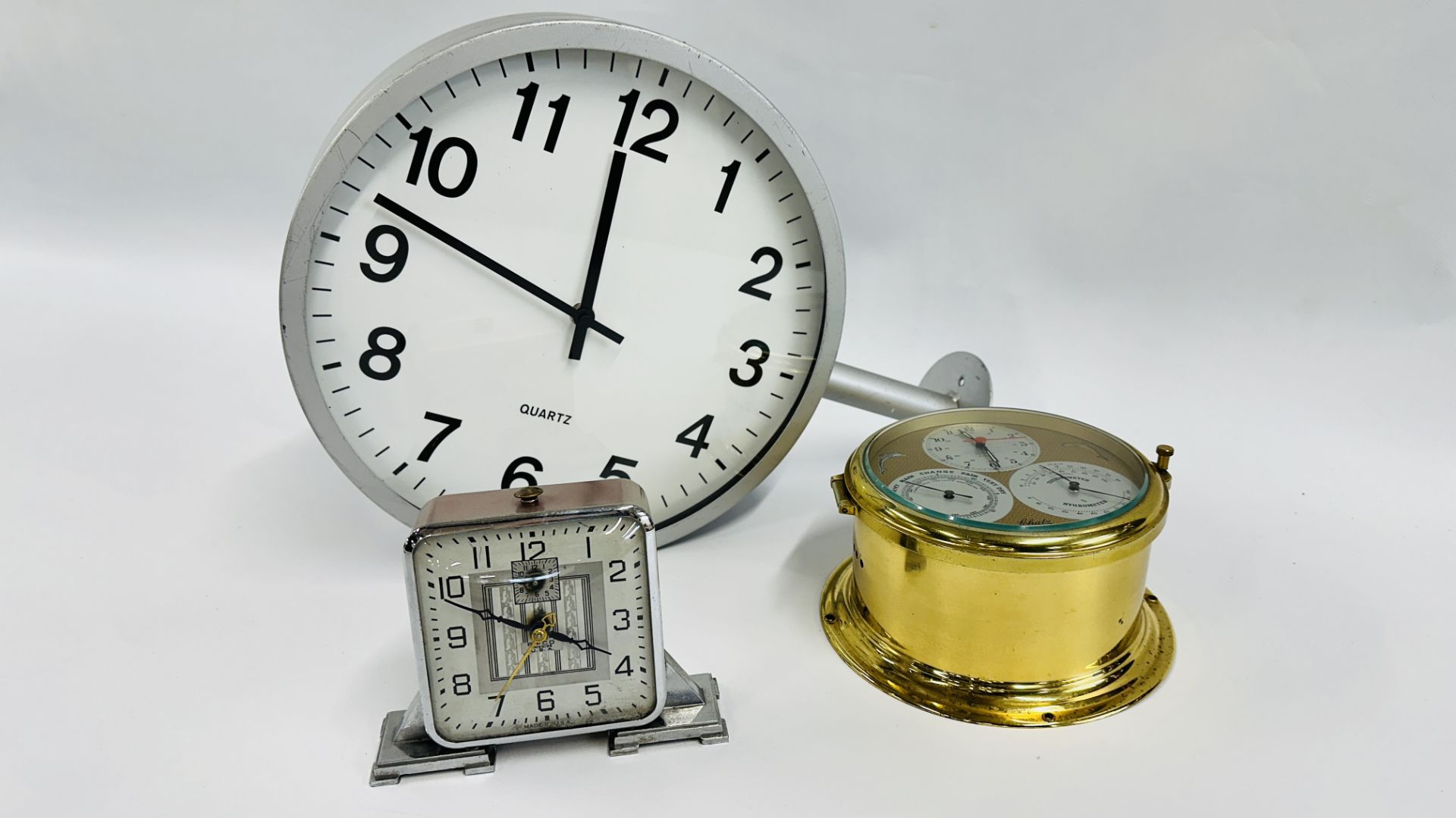 VINTAGE PIFCO MANTEL CLOCK,