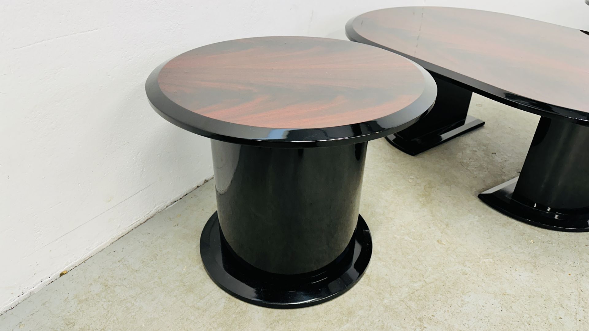 3 MATCHING DESIGN HIGH GLOSS MAHOGANY FINISH COFFEE TABLES INCLUDING A PAIR OF CIRCULAR AND 1 OVAL. - Image 3 of 16