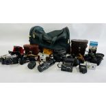 A BOX CONTAINING A QUANTITY OF VISUAL AND PHOTOGRAPHIC EQUIPMENT TO INCLUDE PRAKTICA CAMERA,