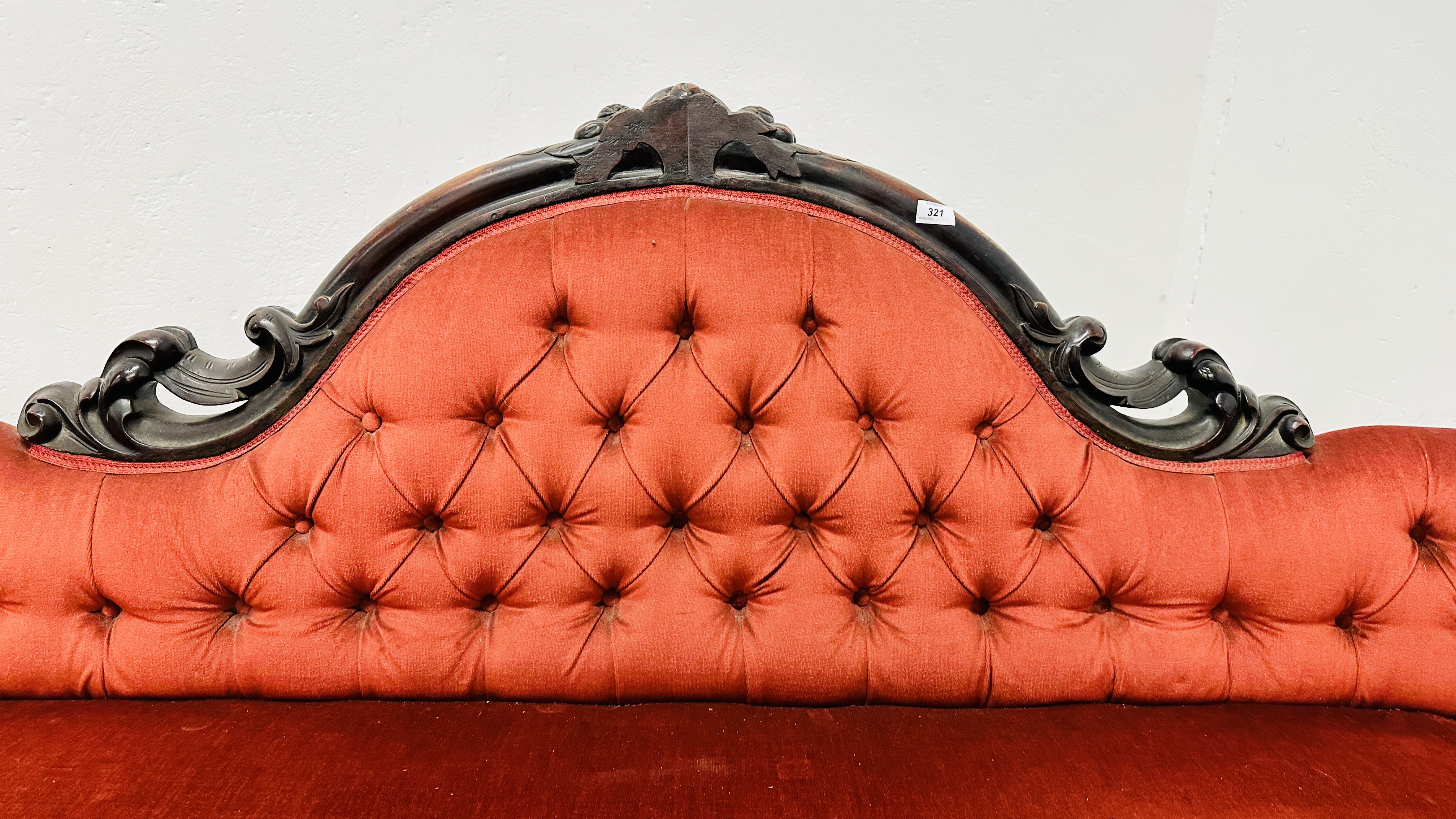 A VICTORIAN MAHOGANY FRAMED HUMP BACK SOFA IN RED BUTTON BACK VELOUR - L 210CM. - Image 2 of 15