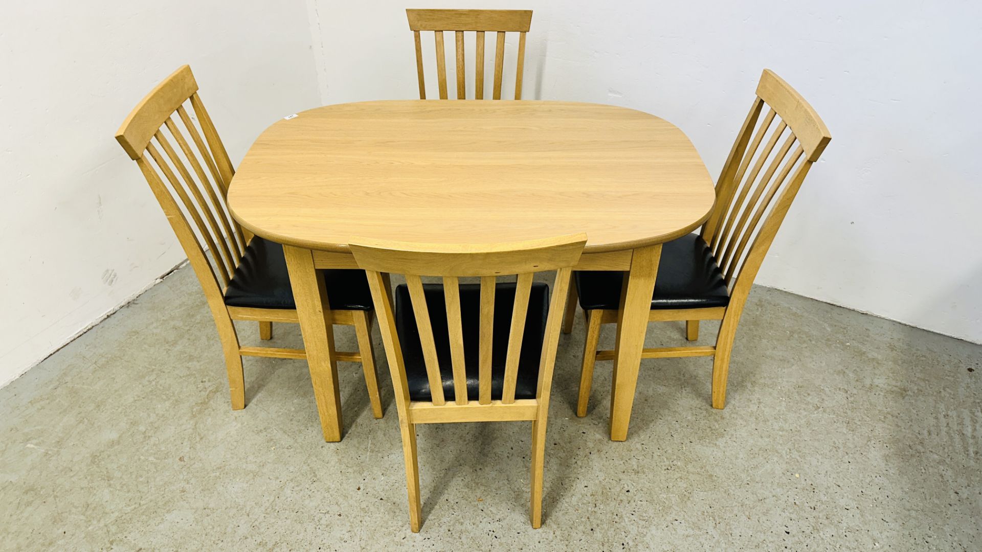 MODERN BEECHWOOD FINISH DINING TABLE AND SET OF 4 MATCHING CHAIRS WITH FAUX LEATHER SEATS. - Image 2 of 12