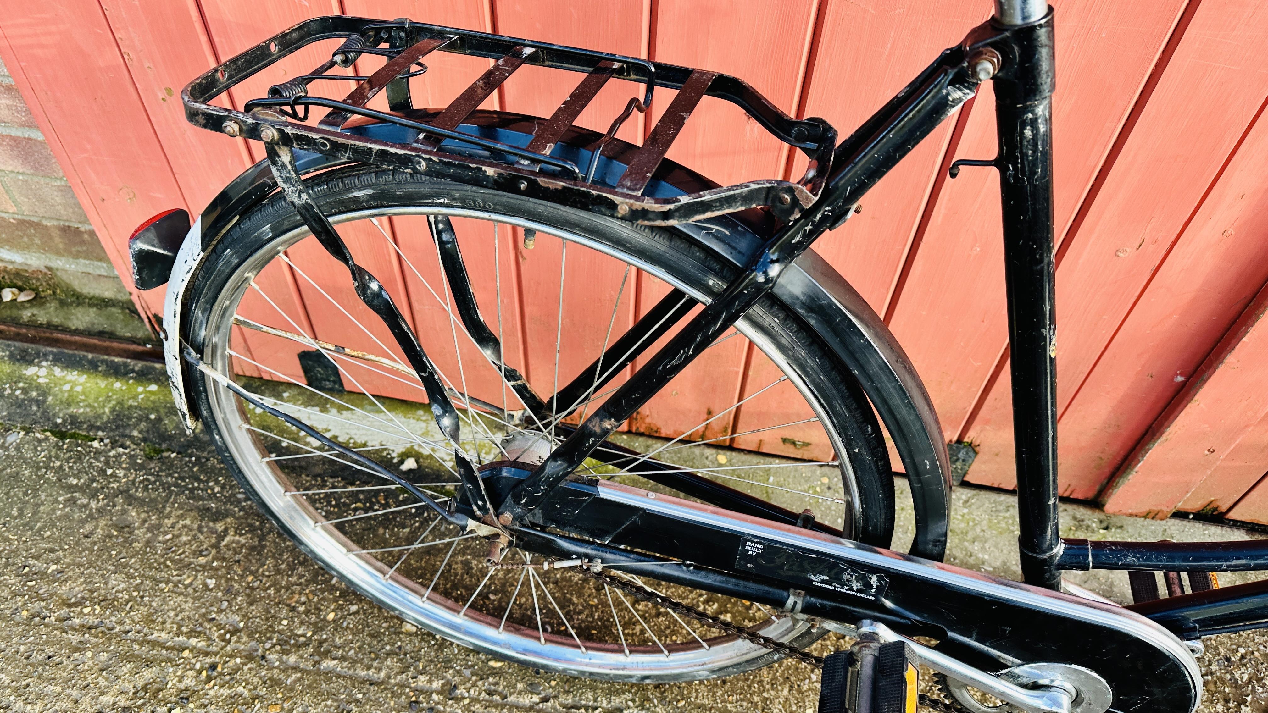 A VINTAGE PASHLEY STEP THROUGH 3 SPEED BICYCLE. - Image 8 of 9