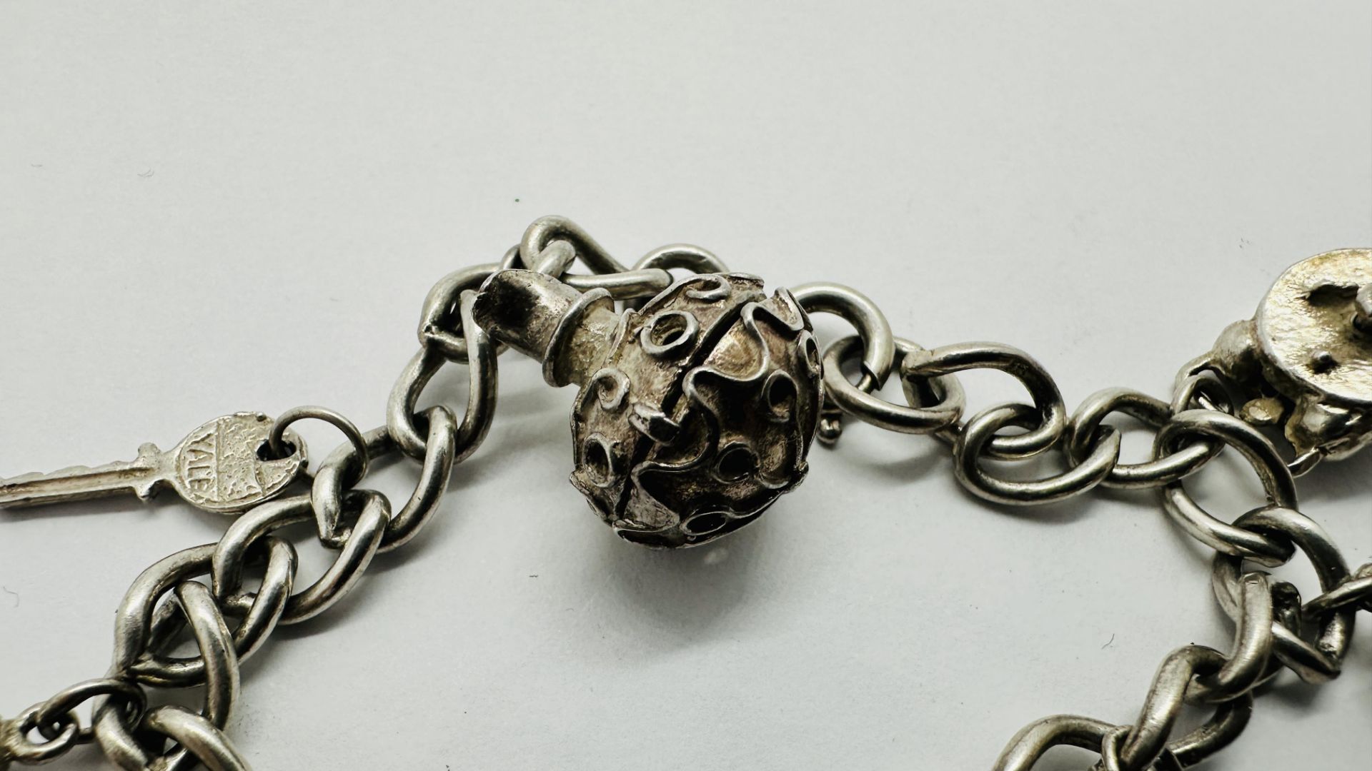 VINTAGE SILVER 925 CHARM BRACELET - 9 CHARMS ATTACHED. - Image 2 of 8