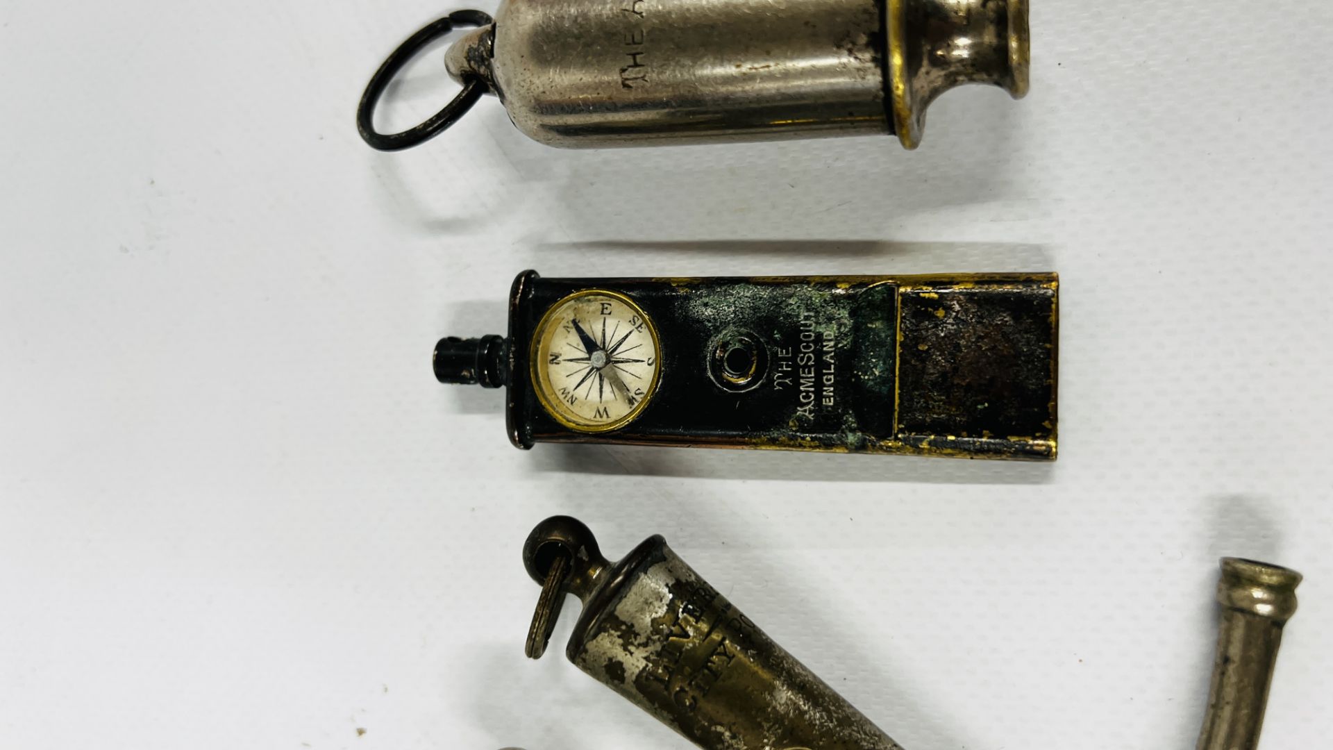 A COLLECTION OF 5 VINTAGE WHISTLES TO INCLUDE 189890'S LIVERPOOL POLICE BEAUFORT WHISTLE, - Image 3 of 6