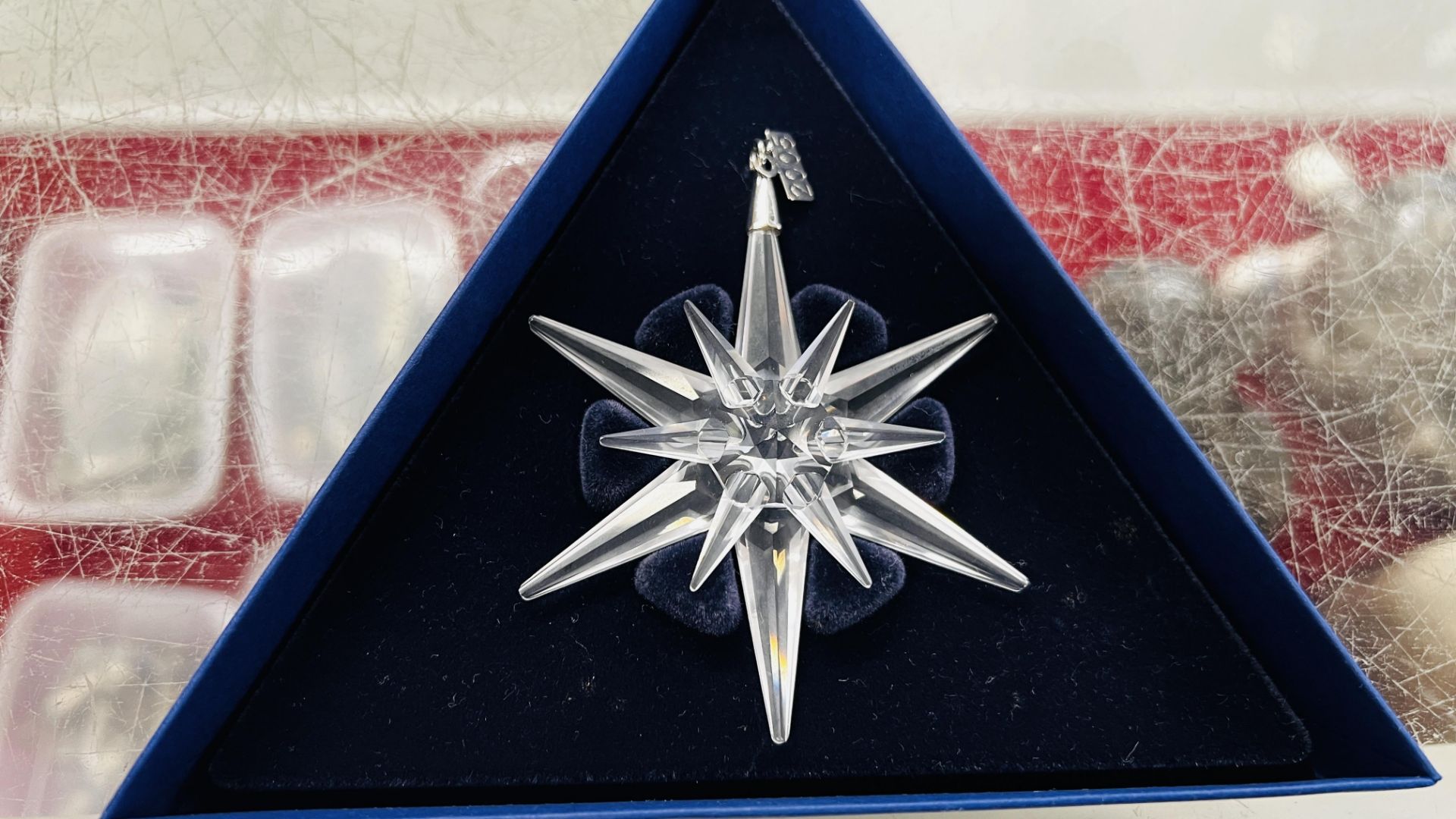 A COLLECTION OF EIGHTEEN SWAROVSKI CRYSTAL SNOWFLAKE CHRISTMAS ORNAMENTS 2000-2017 INCLUSIVE - ALL - Image 31 of 50