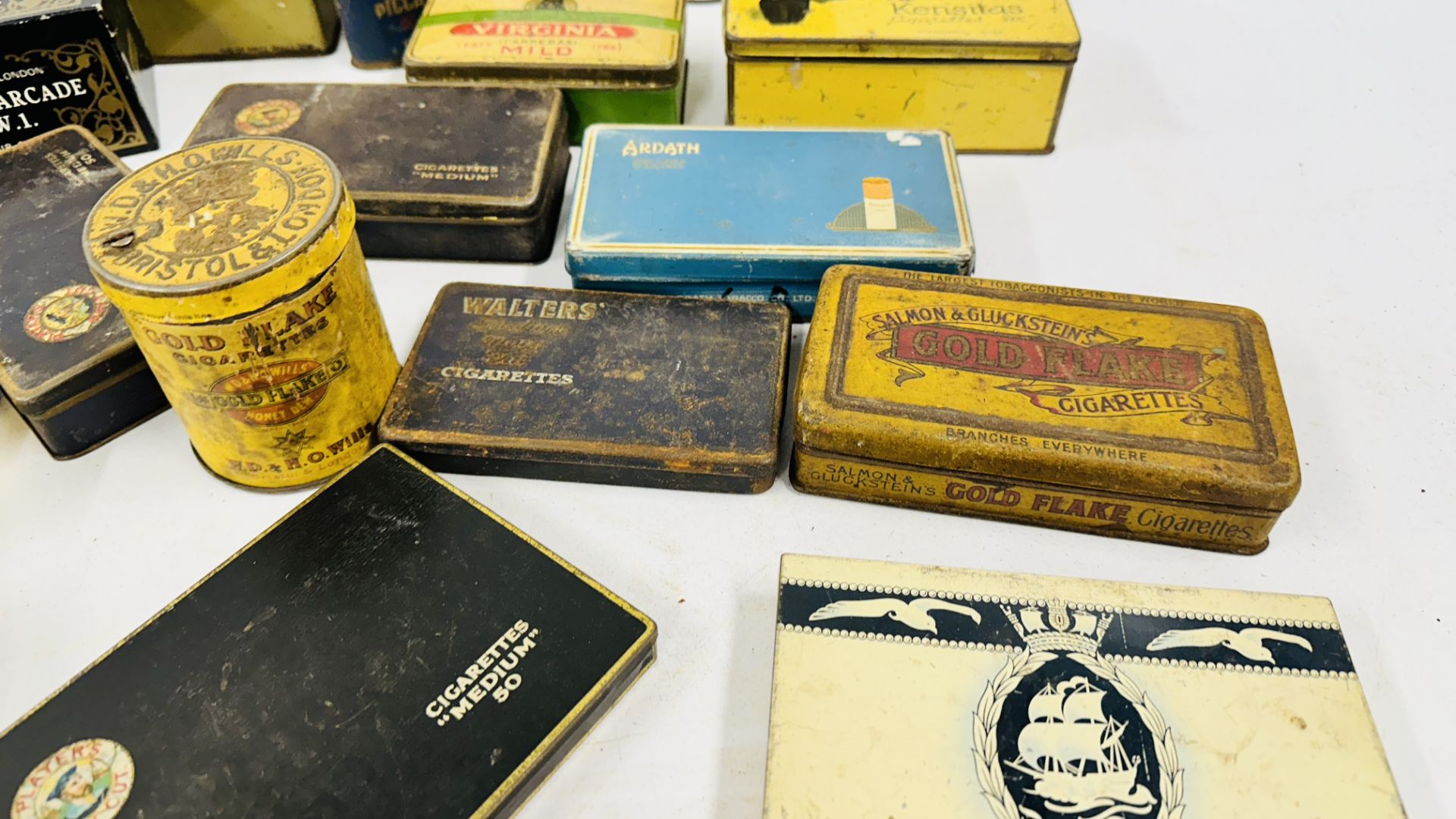 A BOX CONTAINING A COLLECTION OF ASSORTED VINTAGE CIGARETTE TINS TO INCLUDE EXAMPLES MARKED - Image 3 of 9