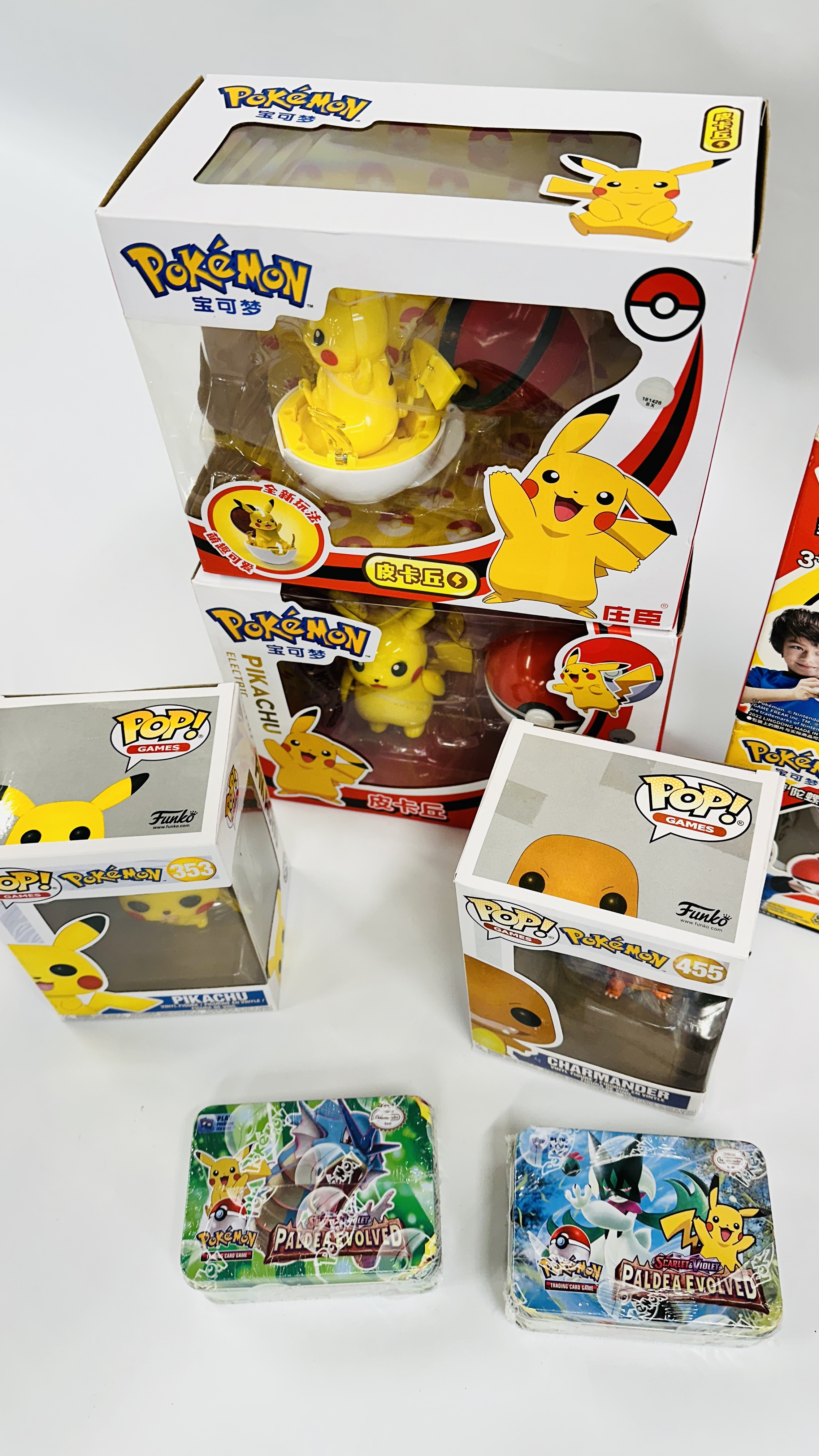 6 BOXED POKEMON TOYS ALONG WITH 2 AS NEW PACKS OF POKEMON CARDS. - Image 7 of 7