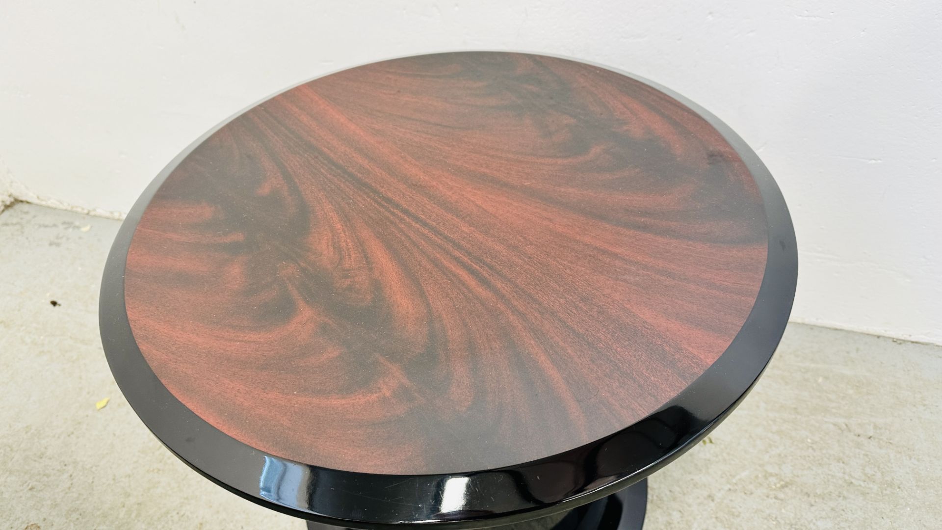 3 MATCHING DESIGN HIGH GLOSS MAHOGANY FINISH COFFEE TABLES INCLUDING A PAIR OF CIRCULAR AND 1 OVAL. - Image 12 of 16