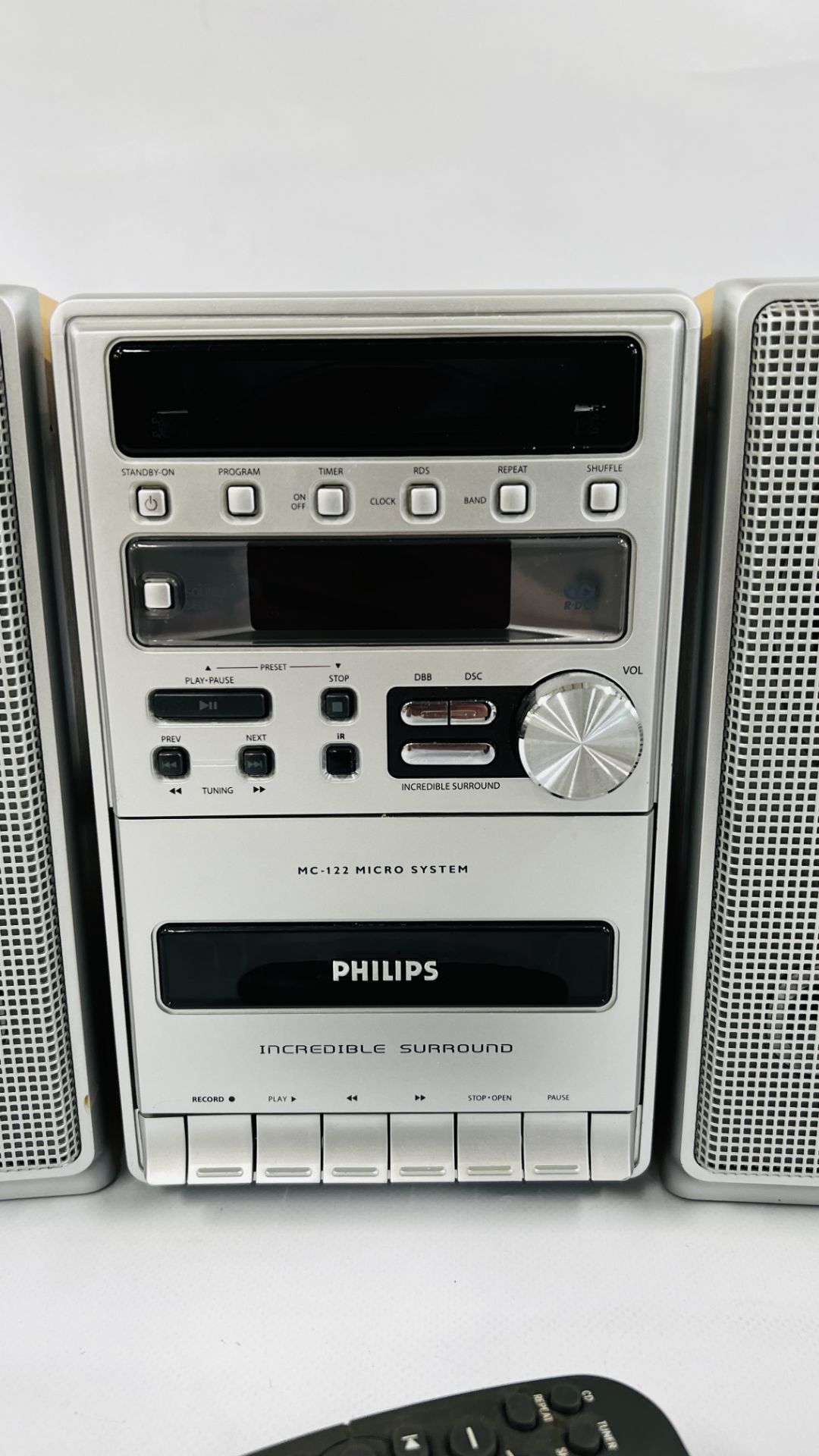 PHILIPS BOOKSHELF HI-FI WITH REMOTE - SOLD AS SEEN - Bild 2 aus 4