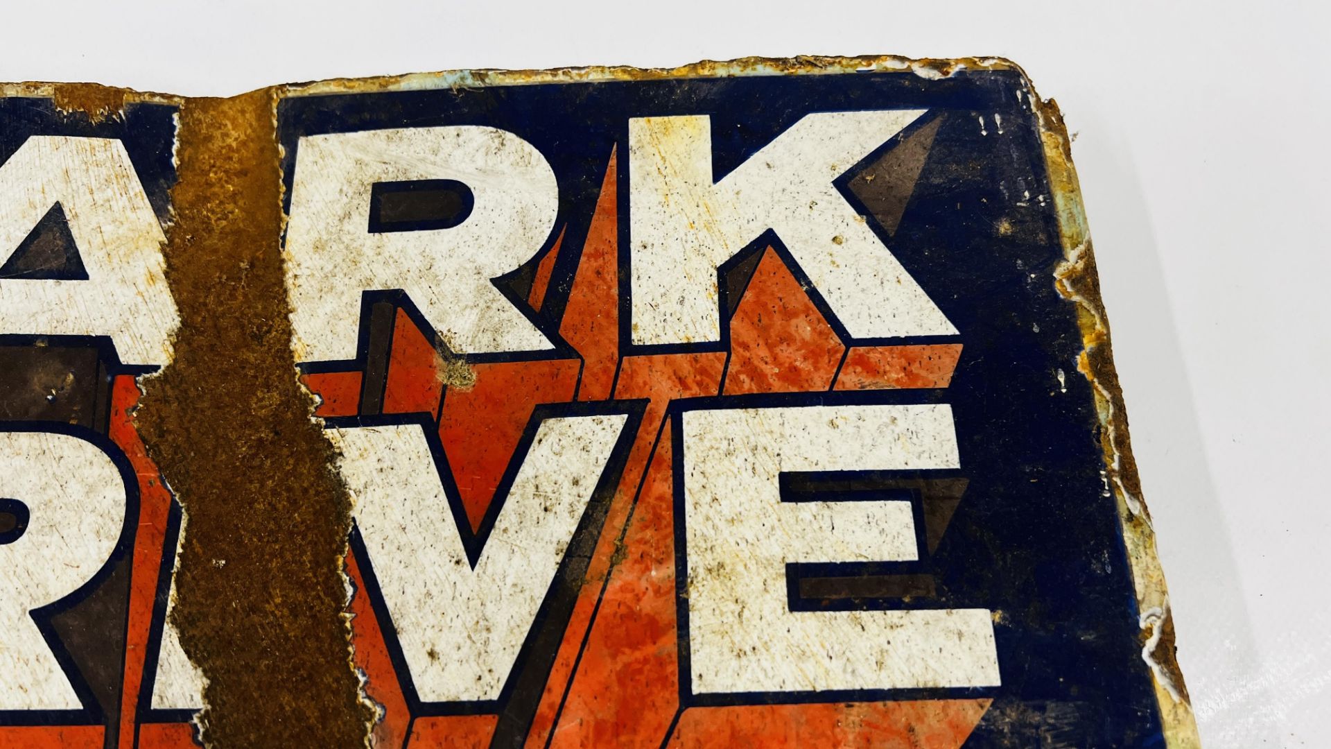 AN ORIGINAL VINTAGE DOUBLE SIDED ENAMEL SIGN "PARK DRIVE" PLAIN & CORK TIPPED (SIGNS OF EXTENSIVE - Image 3 of 13