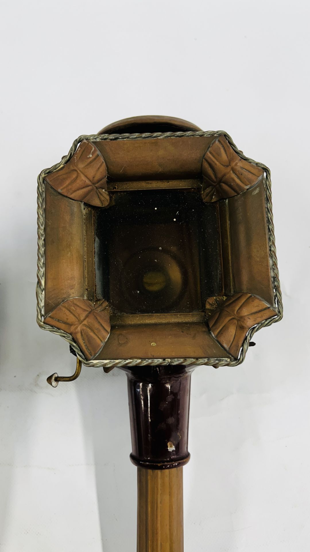 PAIR OF ANTIQUE COACH LANTERNS. - Image 2 of 14