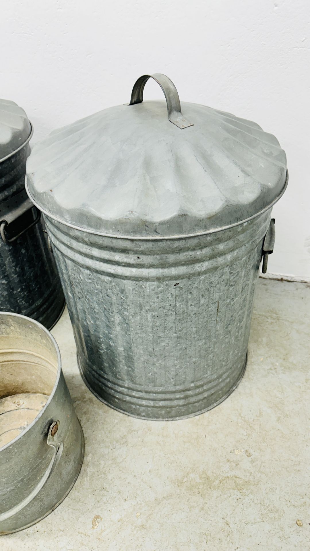 TWO GALVANISED DUSTBINS WITH LIDS AND GALVANISED PALE. - Image 2 of 5