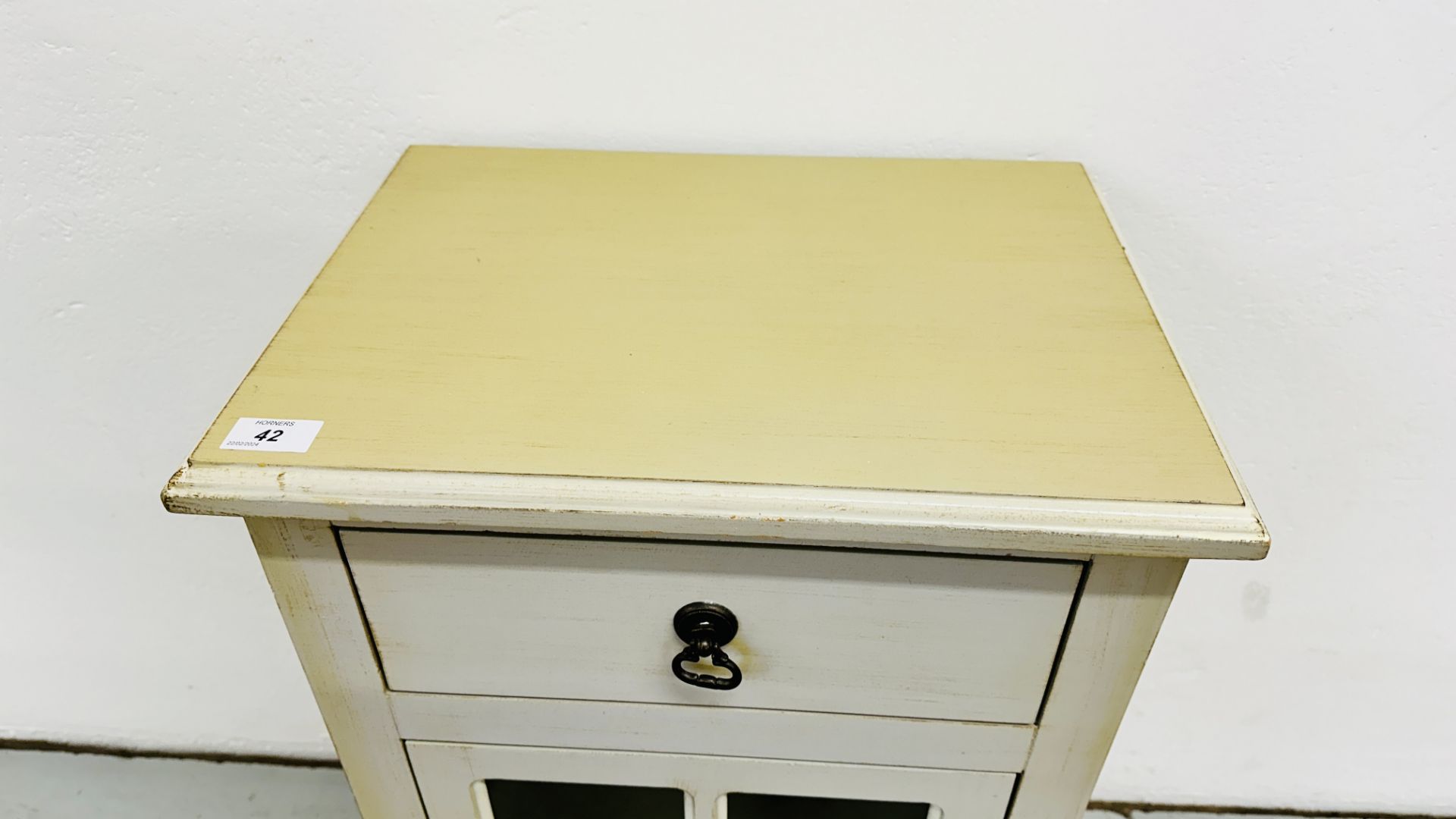 VINTAGE TYPE SINGLE DOOR CABINET WITH DRAWER ABOVE - W 46CM X D 33CM X H 78CM. - Image 3 of 7