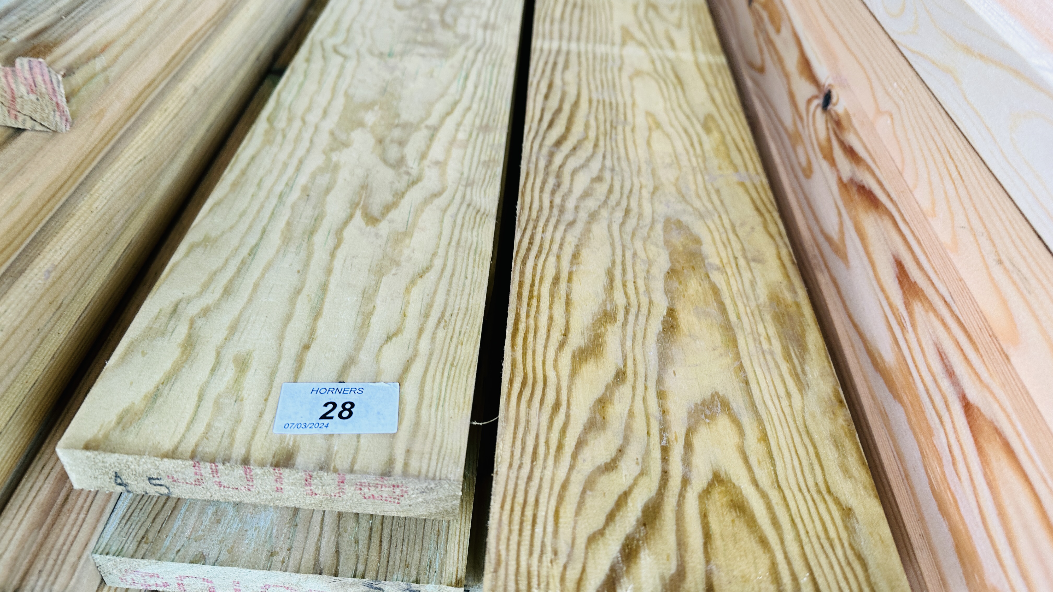 14 LENGTHS 4.5 METRE 125MM X 20MM TANALISED BOARDING. THIS LOT IS SUBJECT TO VAT ON HAMMER PRICE. - Image 3 of 3