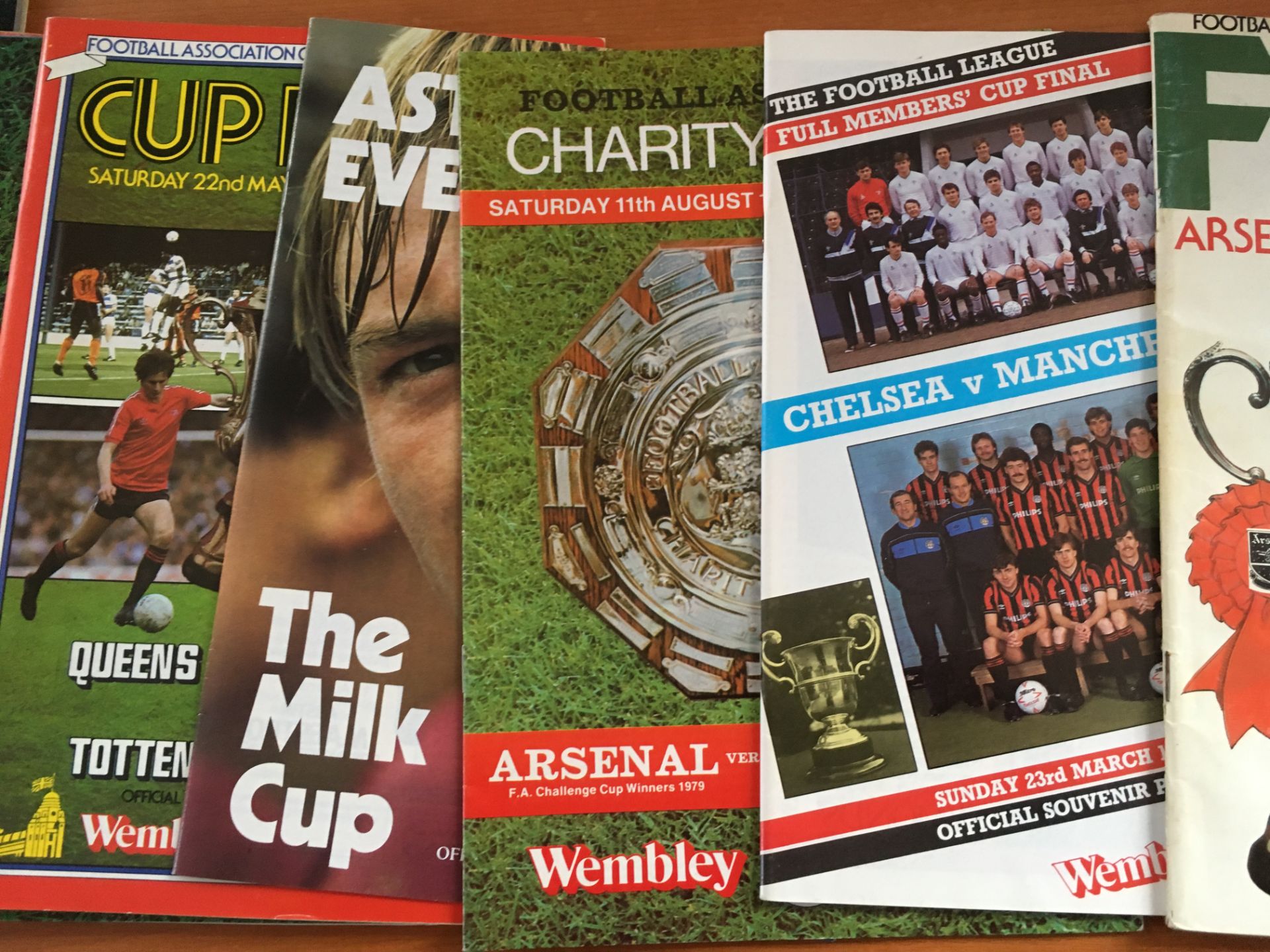 EPHEMERA: BOX OF FOOTBALL PROGRAMMES INCLUDING 13 CUP FINALS. - Image 4 of 4