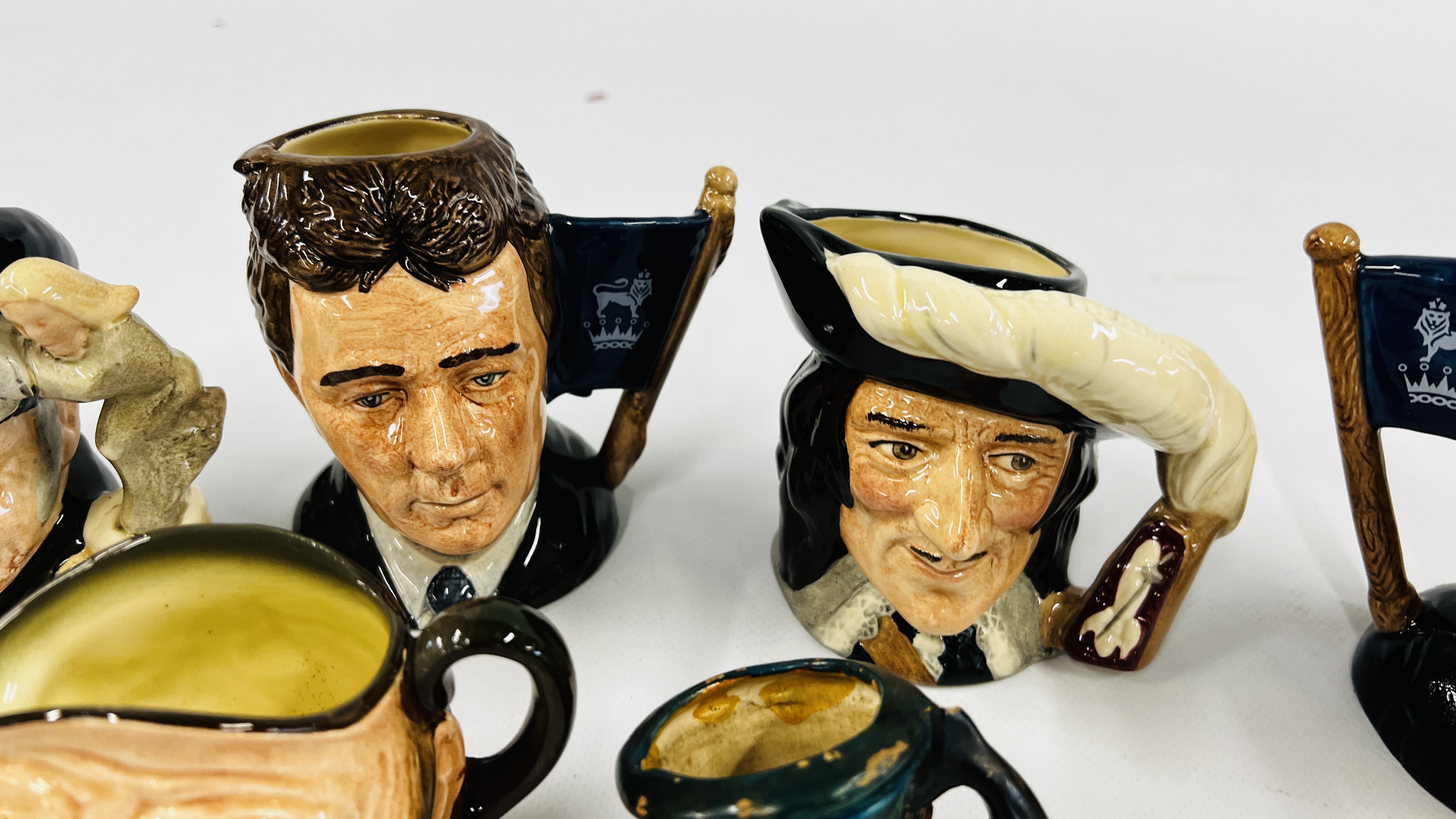 A GROUP OF SEVEN ROYAL DOULTON CHARACTER JUGS TO INCLUDE MICHAEL DOULTON D6808, TAM O'SHANTER D6636, - Image 4 of 9