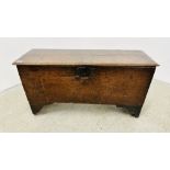 AN EARLY C18TH OAK PLANK COFFER (THE TOP SPLIT AND REPAIRED,