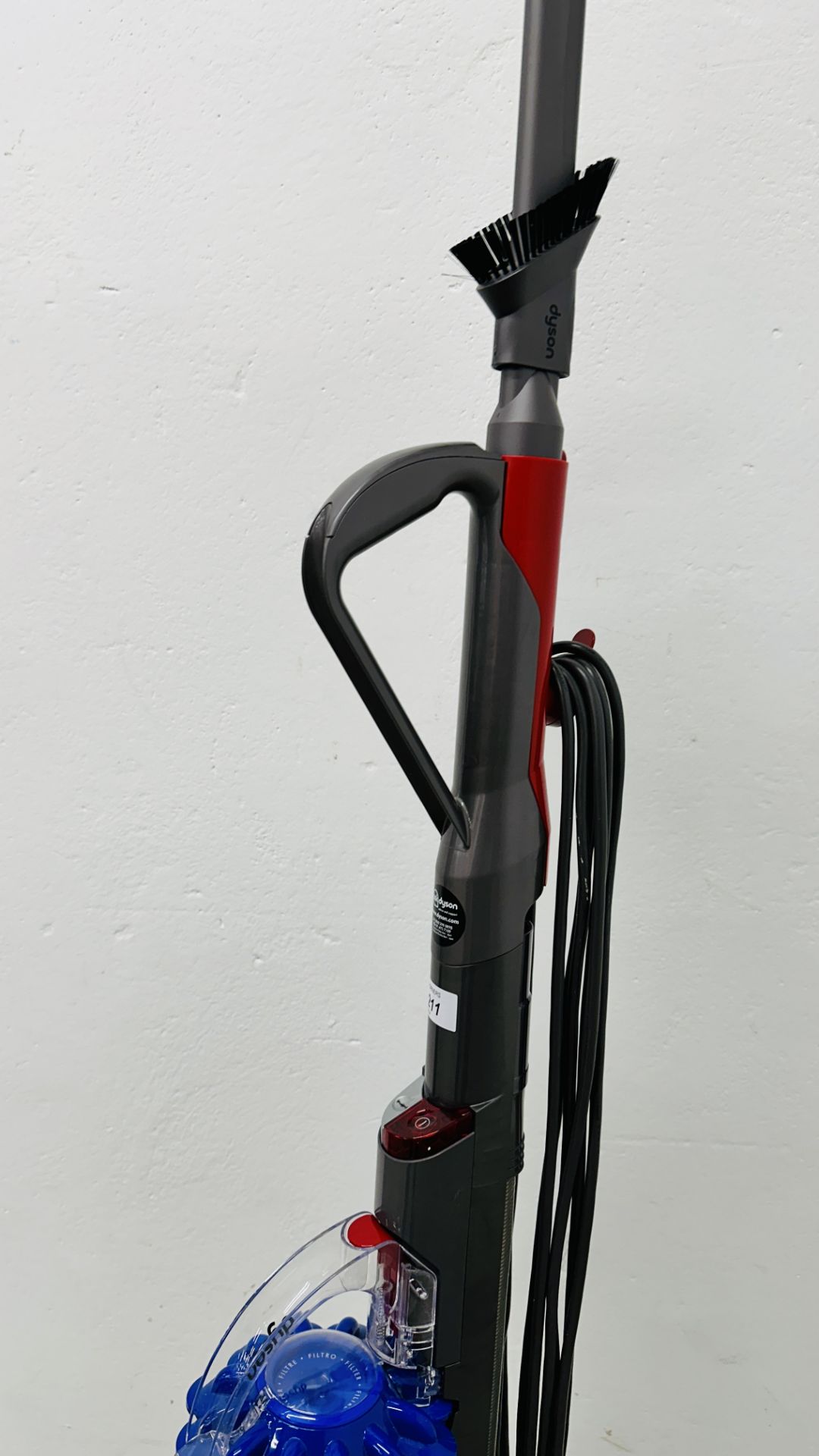 DYSON UP22 SMALL BALL UPRIGHT VACUUM CLEANER - SOLD AS SEEN. - Image 3 of 6