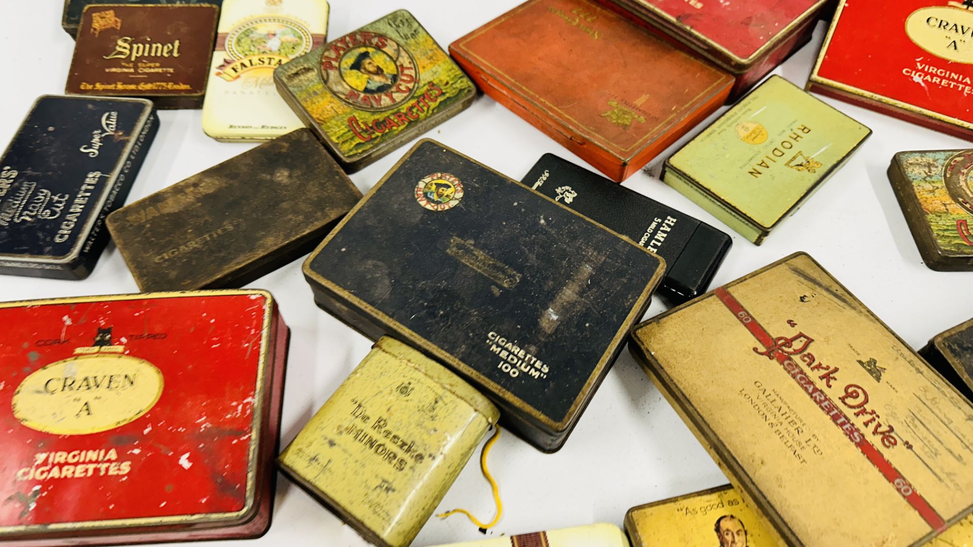 A BOX CONTAINING AN EXTENSIVE COLLECTION OF ASSORTED EMPTY VINTAGE CIGARETTE TINS TO INCLUDE - Image 4 of 14