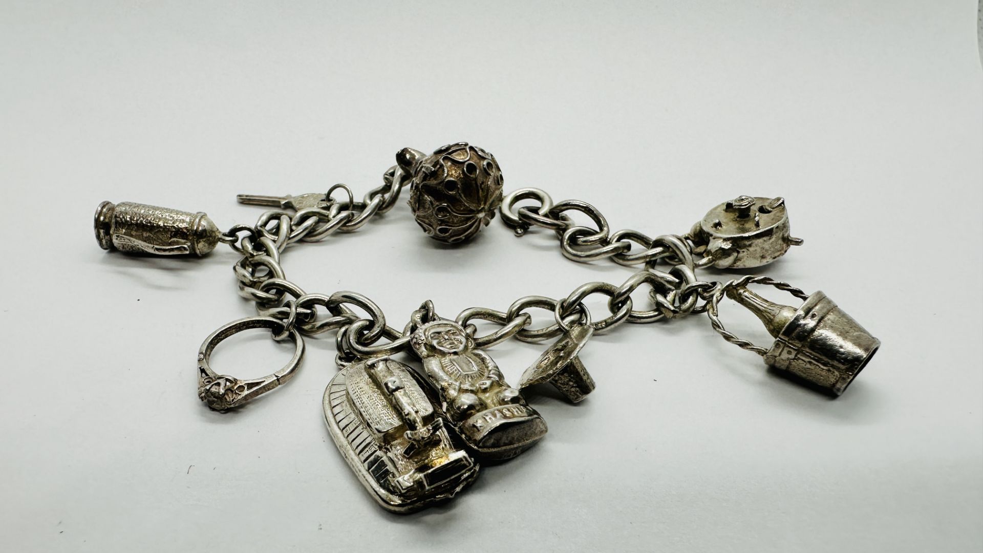 VINTAGE SILVER 925 CHARM BRACELET - 9 CHARMS ATTACHED. - Image 6 of 8