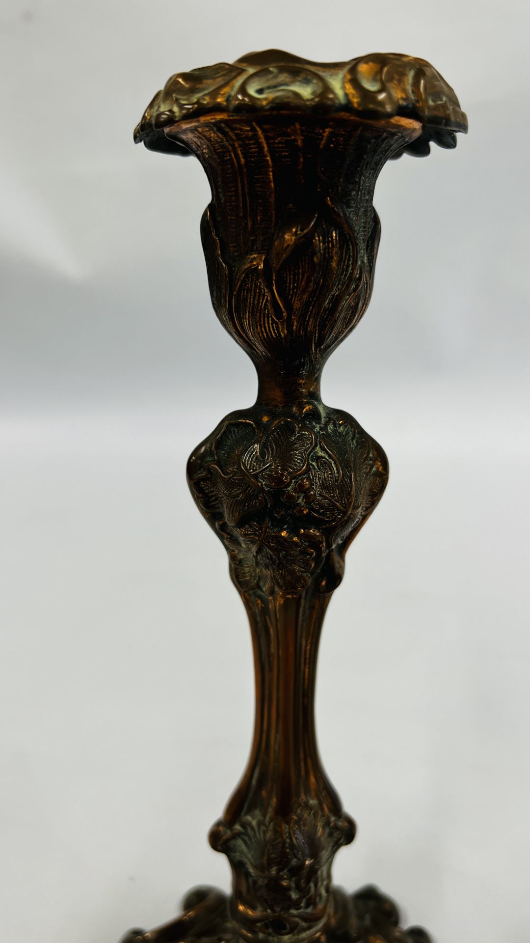 A PAIR OF ORNATE C19TH COPPER CANDLESTICKS WITH DETACHABLE SCONCES - HEIGHT 27CM. - Image 8 of 20
