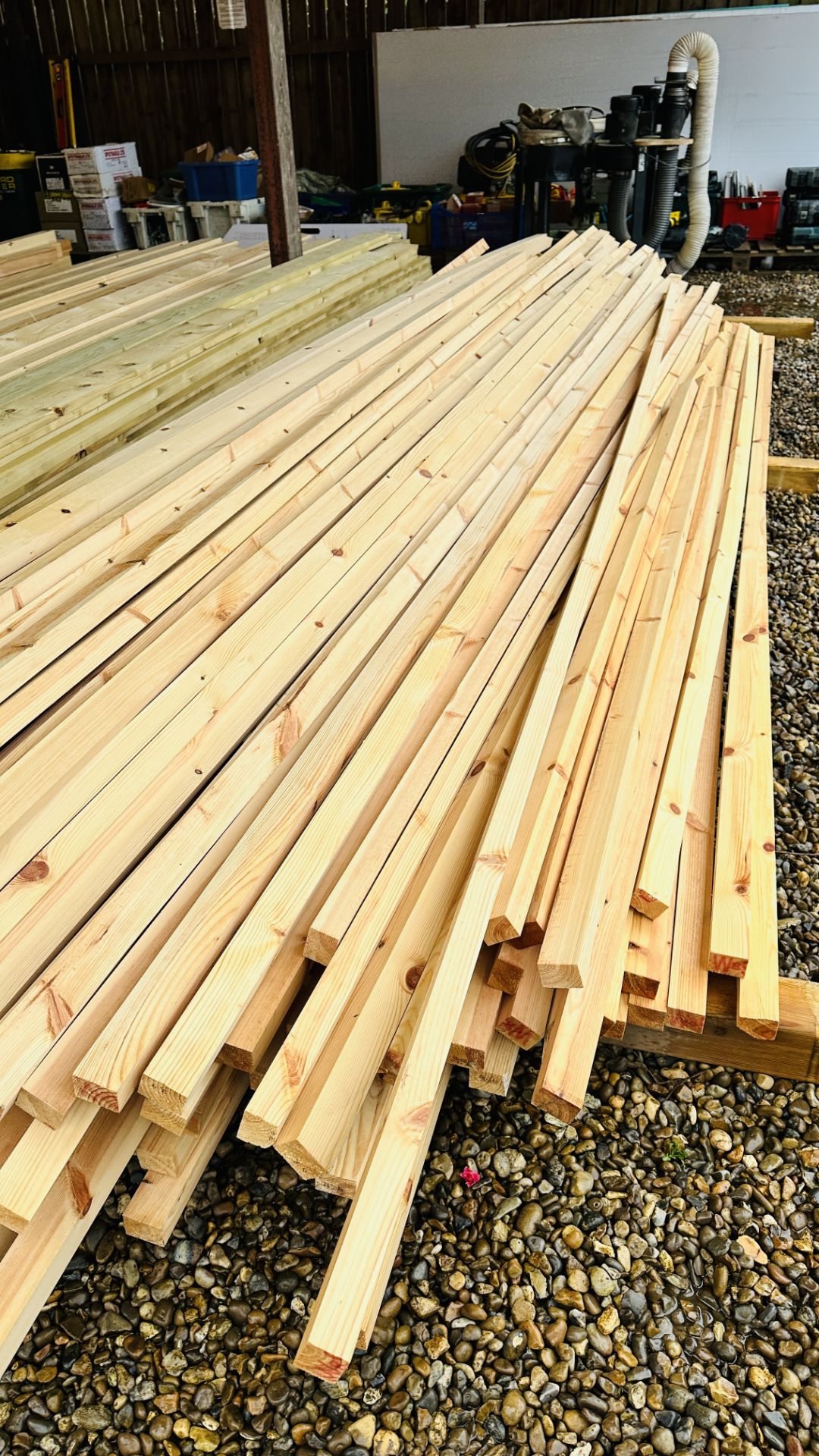 APPROX 150 LENGTHS OF 45MM X 35MM PLANED TIMBER AVERAGE LENGTH 4 METRE. - Image 5 of 5