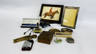 A GROUP OF COLLECTIBLES TO INCLUDE A CAST BEETLE BOOT PULL,