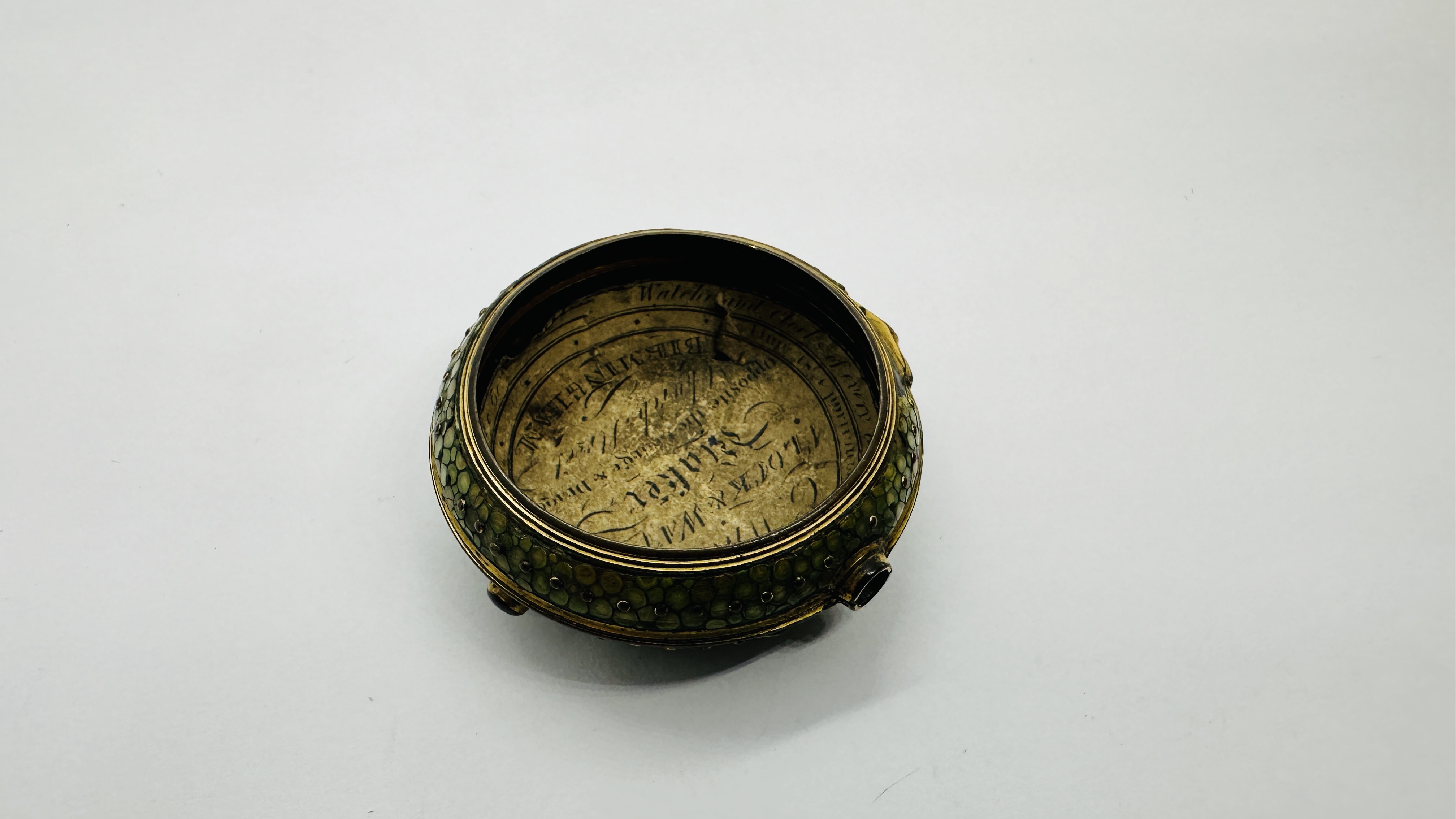 AN ANTIQUE SHAGREEN POCKET WATCH CASE - DIAM 4.5CM. - Image 2 of 9