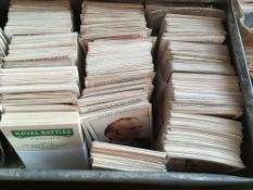 CIGARETTE CARDS: BOX OF MAINLY LOOSE CIG AND TRADE CARDS, SOME SORTED INTO BOXES.