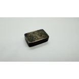 AN ANTIQUE SILVER VINAIGRETTE, BIRMINGHAM ASSAY, RUBBED MARKS, W 3CM X D 2CM X H 0.8CM.