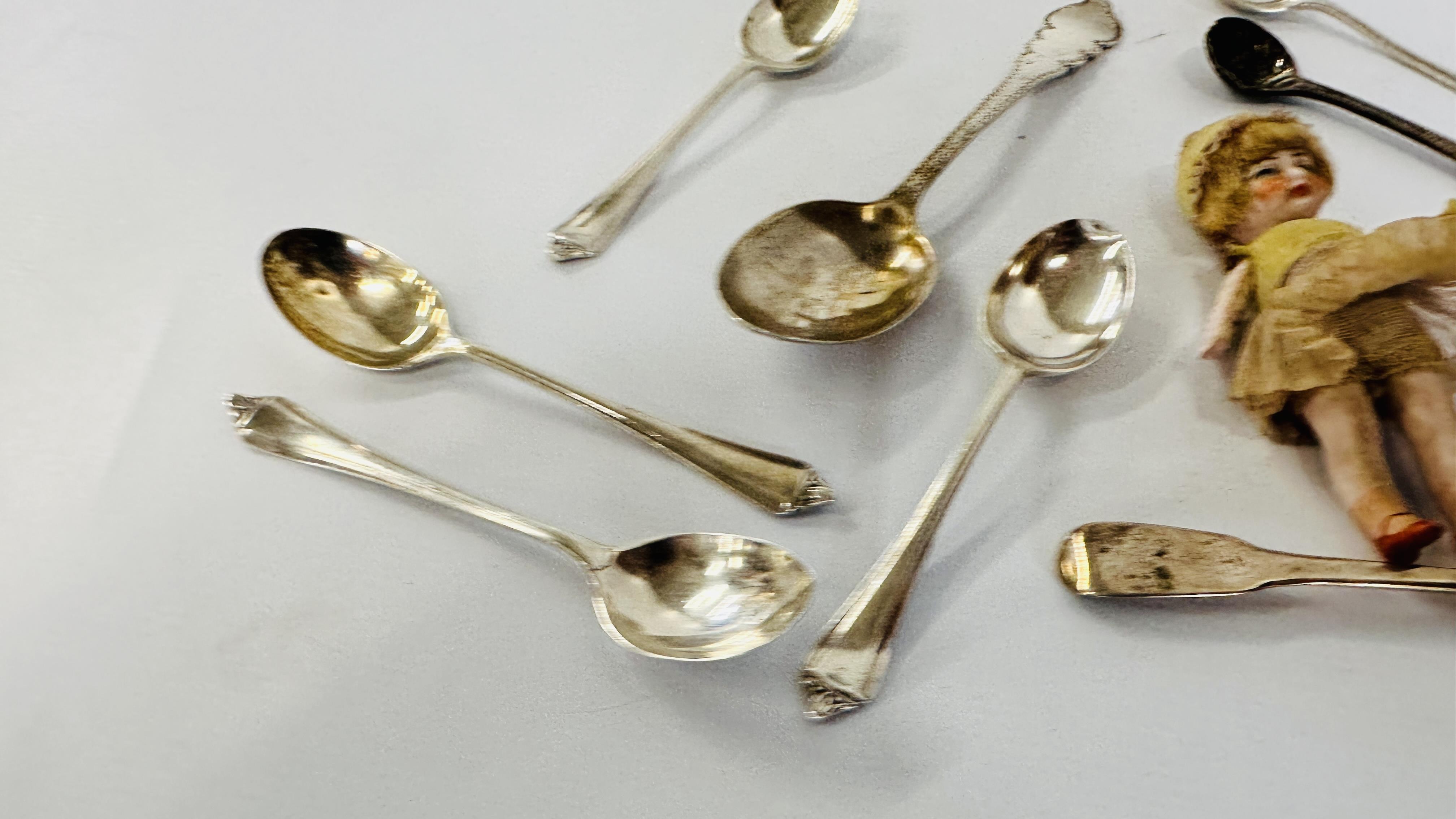 A GROUP OF 8 ASSORTED SILVER SPOONS, GILT SPIDER BROOCH ETC. AND A VINTAGE BISQUE MINIATURE DOLL. - Image 5 of 8