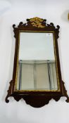 A MAHOGANY FRET MIRROR WITH GILT DETAILING - HEIGHT 69CM.