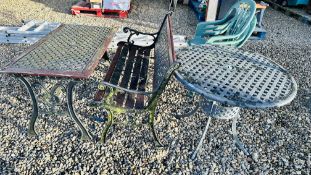 AN ORNATE GARDEN BENCH WITH CAST METAL ENDS AND CAST METAL FRAMED GARDEN TABLE - BOTH FOR