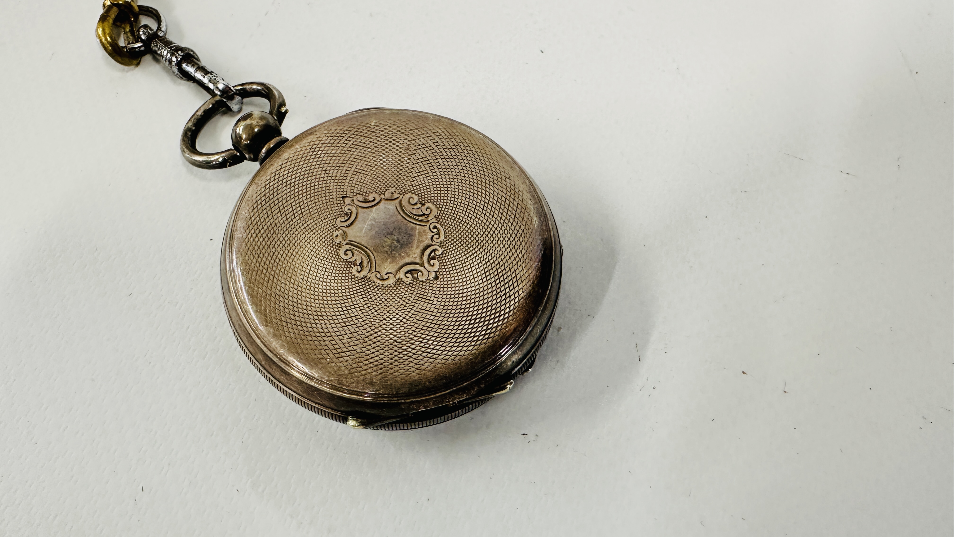 ANTIQUE G. H DIPPLE IPSWICH POCKET WATCH IN ANTIQUE CARVED WOOD BED STAND. - Image 4 of 11