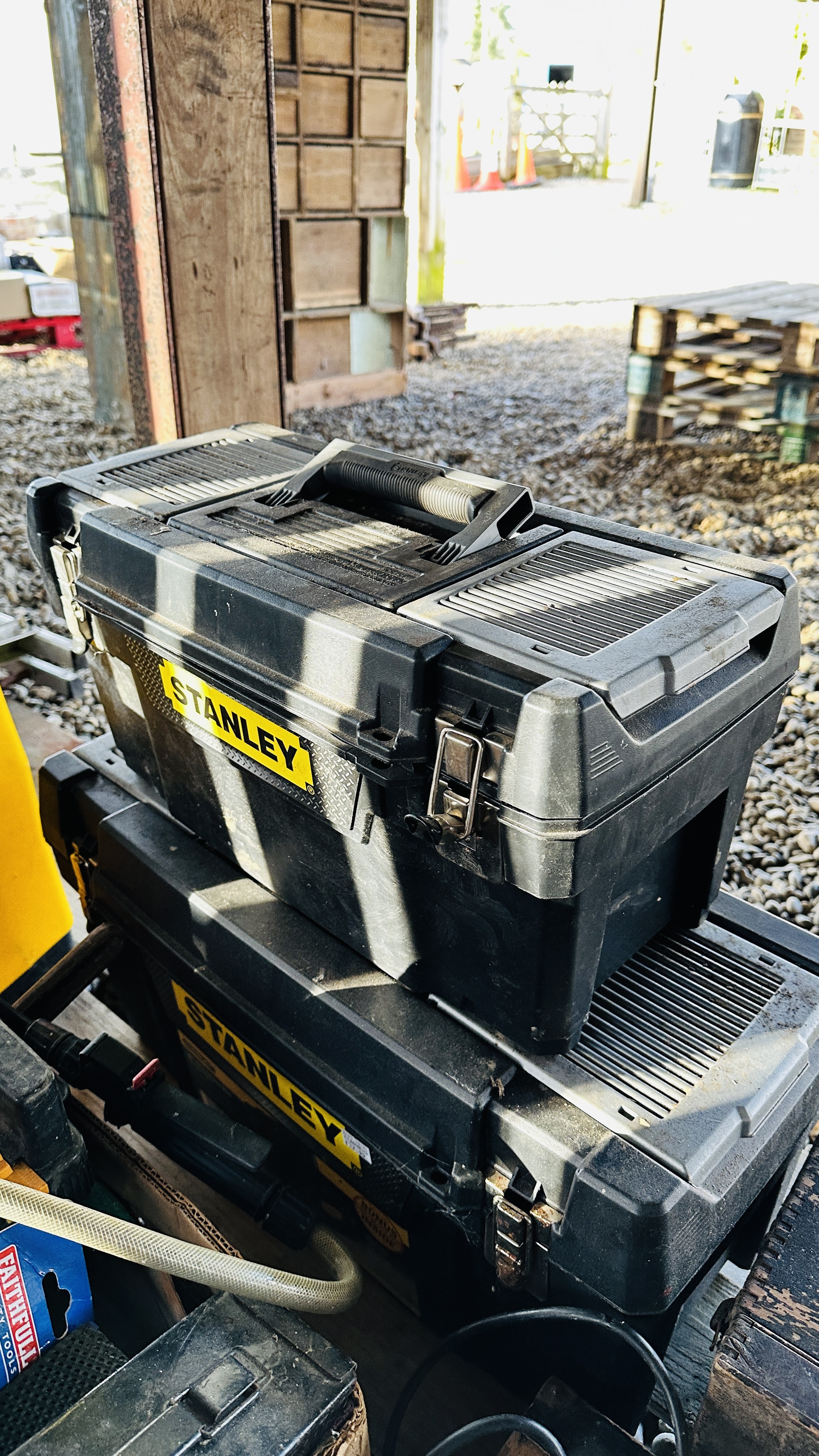 QUANTITY SHED CLEARANCE ITEMS TO INCLUDE 2 X STANLEY TOOL BOXES AND CONTENTS, - Image 8 of 8