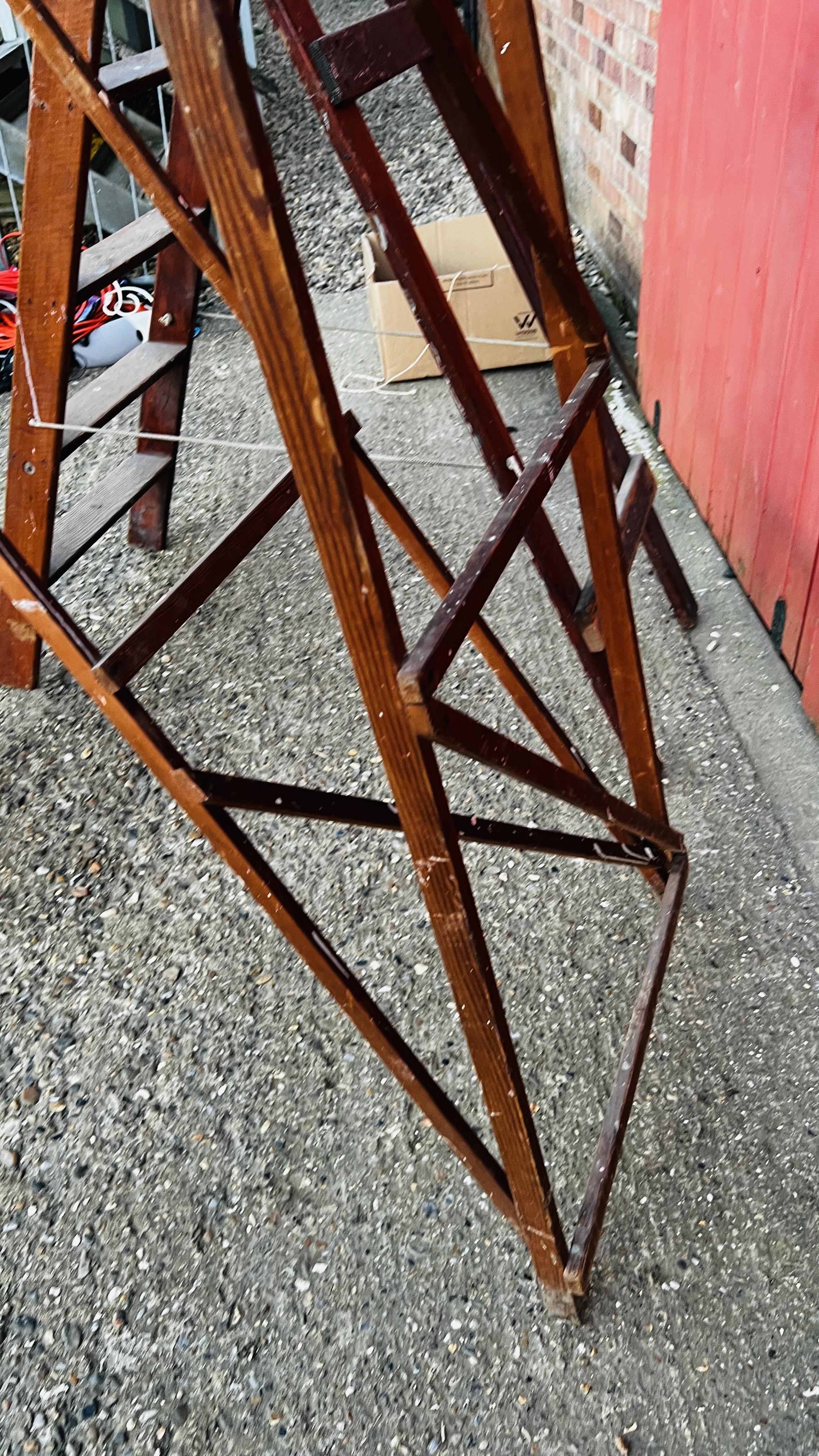 TWO SETS OF VINTAGE WOODEN LADDERS ONE HAVING A CAST PLAQUE TITLED "THE HATHERLEY" (COLLECTORS ITEM - Image 10 of 17