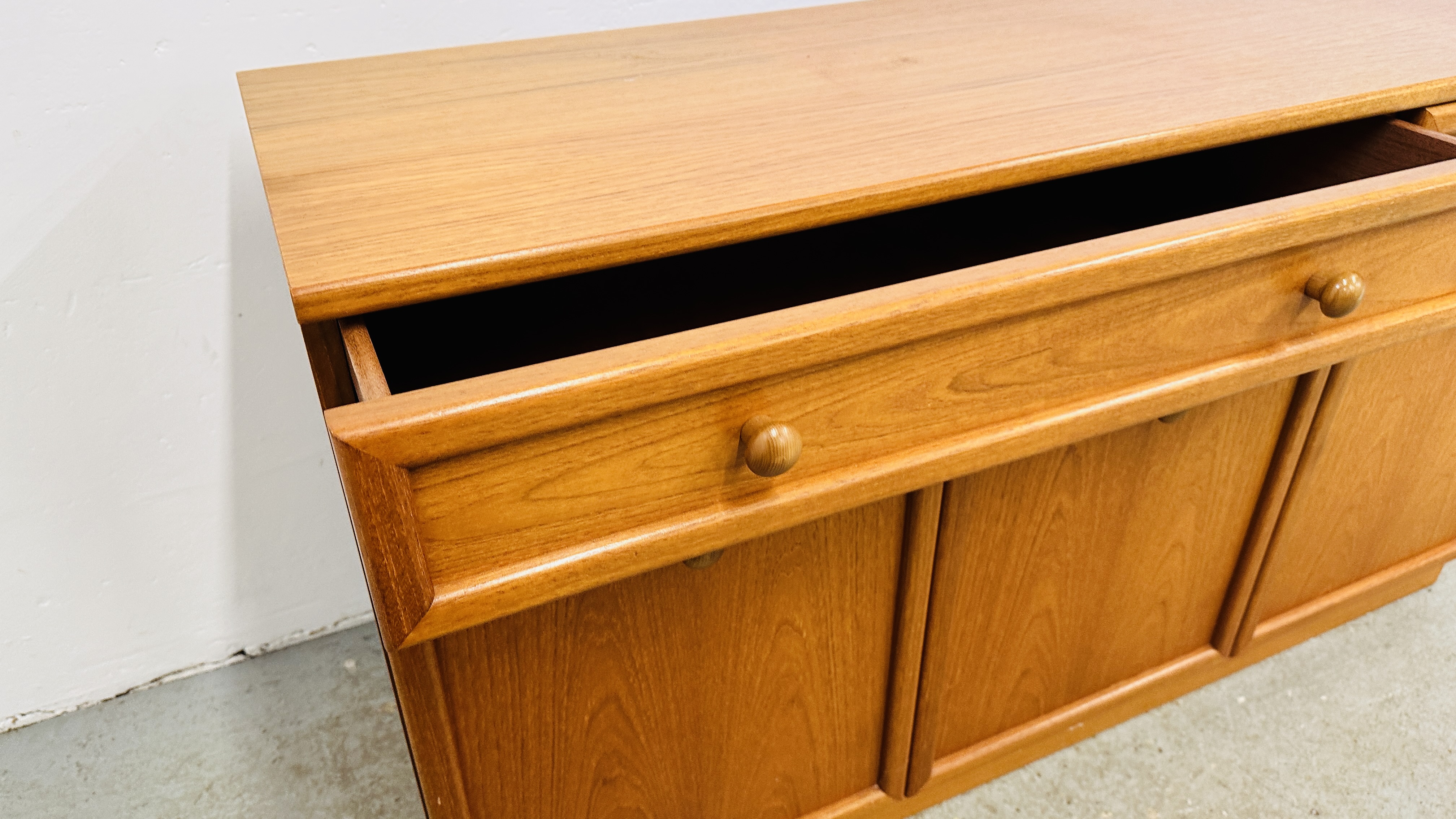 A G PLAN TEAK SIDEBOARD W 130CM D 46CM H 73CM. - Image 11 of 12