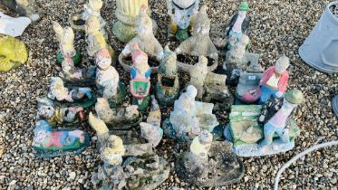 AN EXTENSIVE COLLECTION OF GARDEN STONEWORK FIGURES TO INCLUDE MANY GNOMES (24 PIECES).